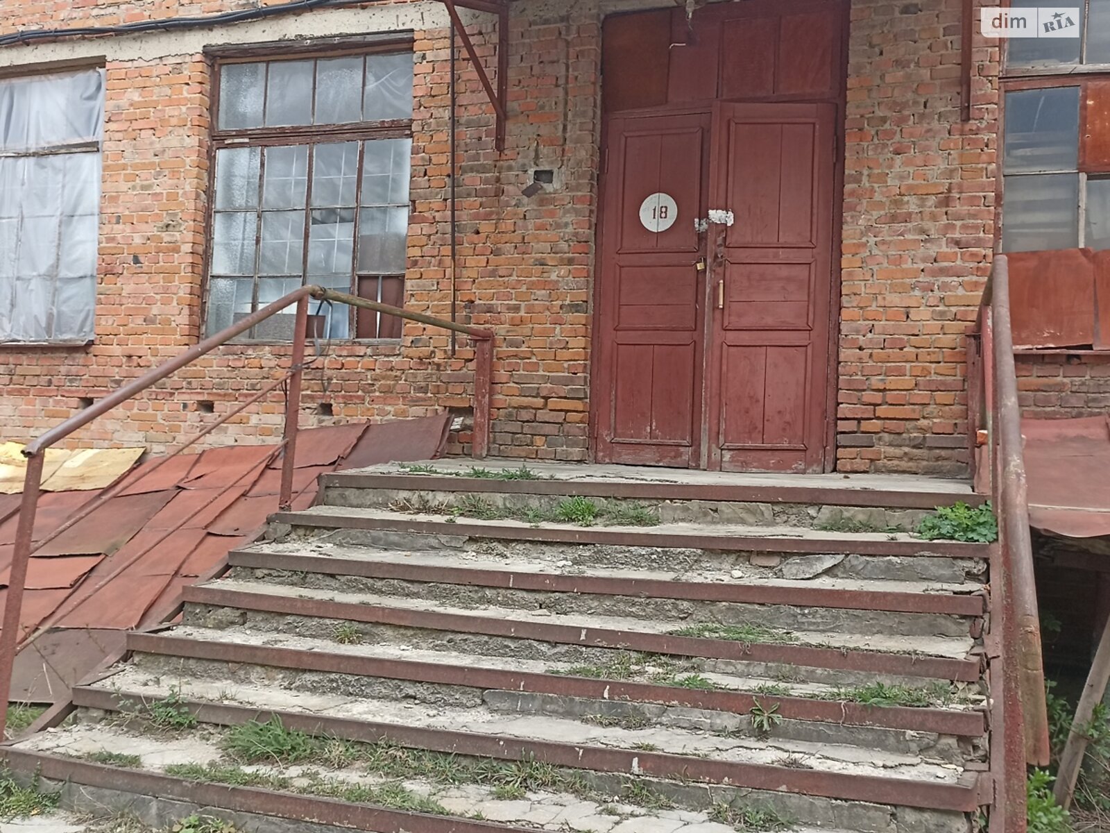 Комерційне приміщення в Вінниці, здам в оренду по Дубовецька вулиця, район Старе місто, ціна: 100 000 грн за об’єкт фото 1