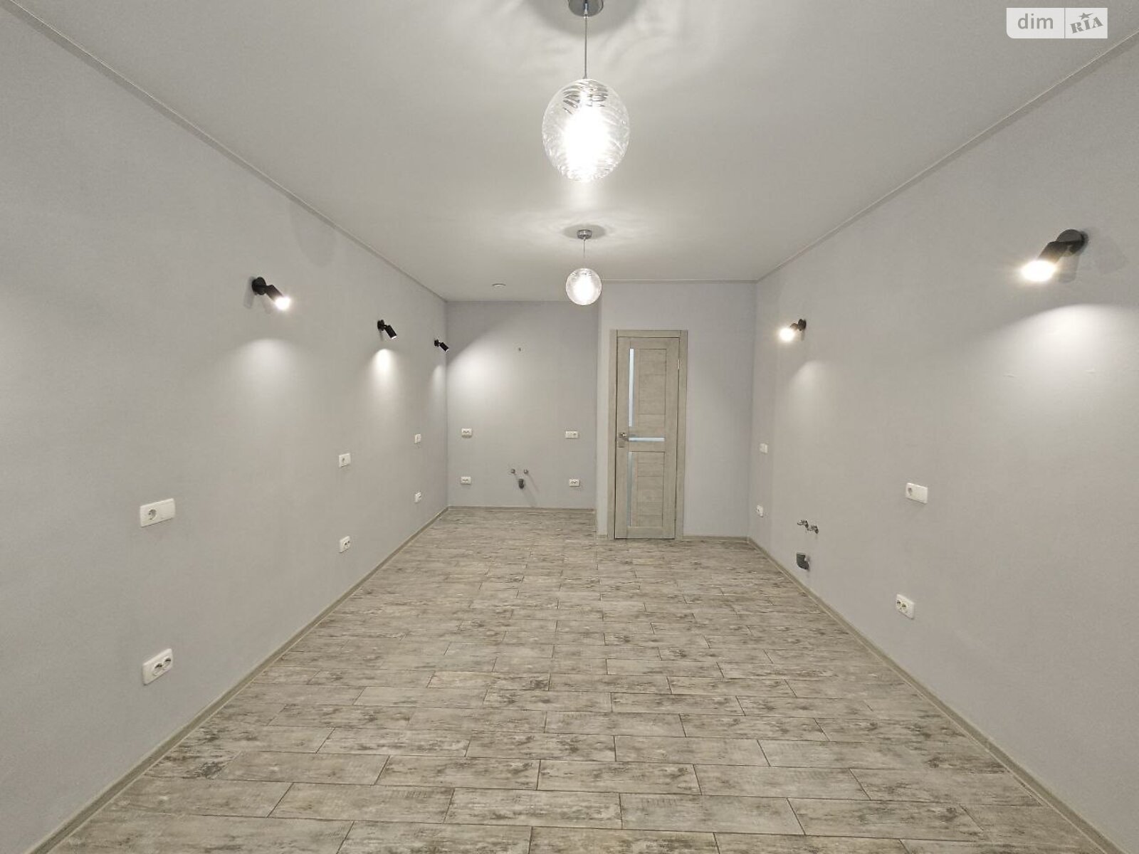 Комерційне приміщення в Вінниці, здам в оренду по Князів Коріатовичів вулиця 116, район Свердловський масив, ціна: 12 000 грн за об’єкт фото 1 Комерційне приміщення в Вінниці, здам в оренду по Князів Коріатовичів вулиця 116, район Свердловський масив, ціна: 12 000 грн за об’єкт фото 1