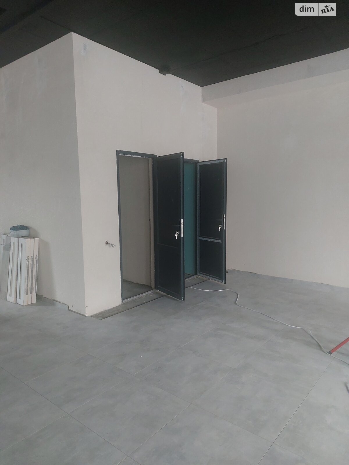 Комерційне приміщення в Вінниці, здам в оренду по Родіона Скалецького вулиця, район Свердловський масив, ціна: 162 000 грн за об’єкт фото 1