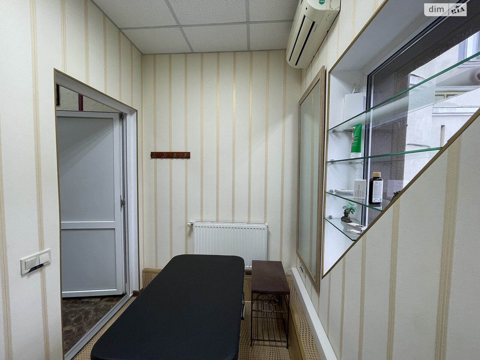 Коммерческое помещение в Виннице, сдам в аренду по Александра Соловьова улица 7, район Центр, цена: 100 000 грн за объект фото 1 Коммерческое помещение в Виннице, сдам в аренду по Александра Соловьова улица 7, район Центр, цена: 100 000 грн за объект фото 1