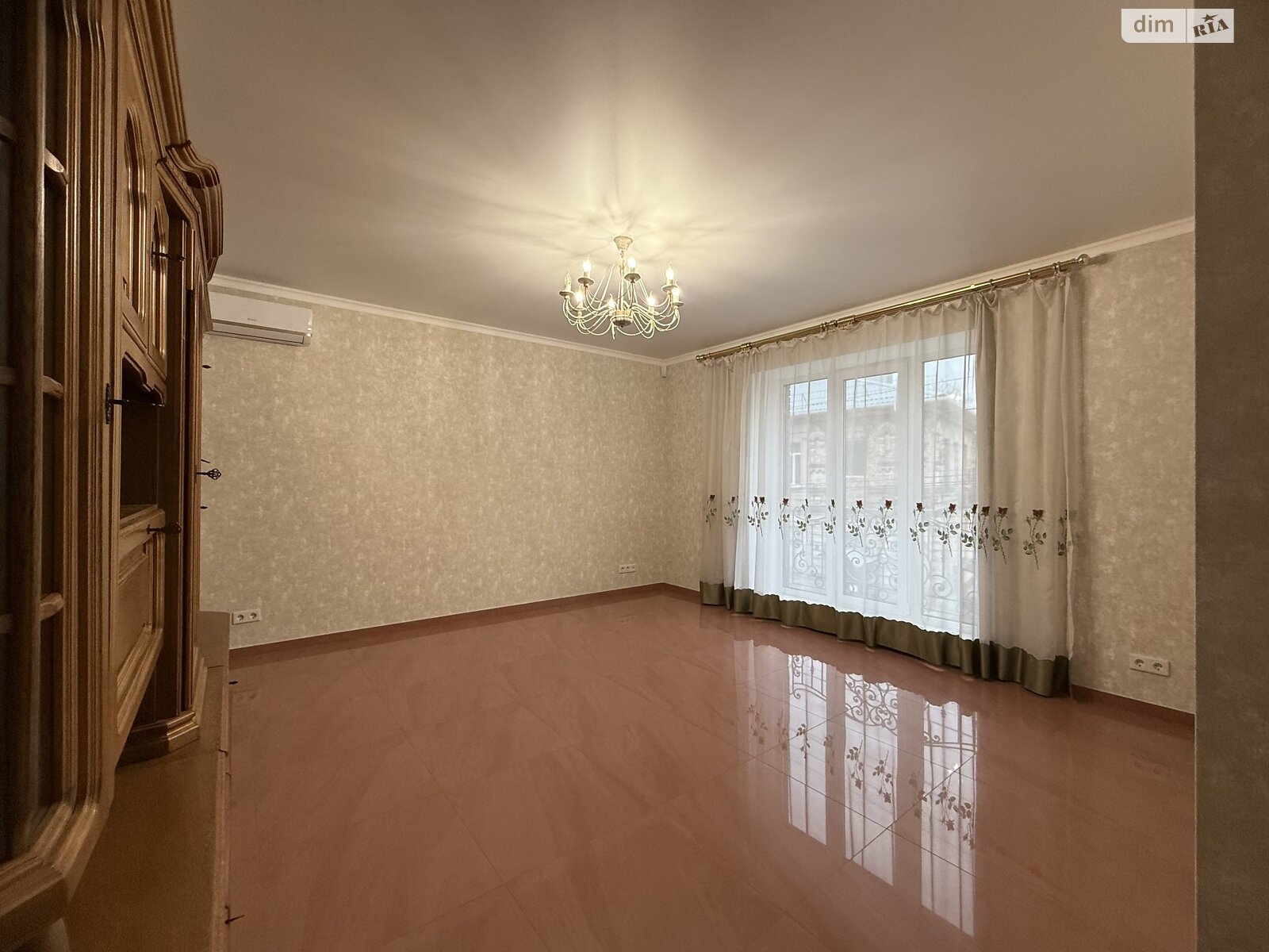 Комерційне приміщення в Вінниці, здам в оренду по Магістратська вулиця 12, район Центр, ціна: 15 000 грн за об’єкт фото 1