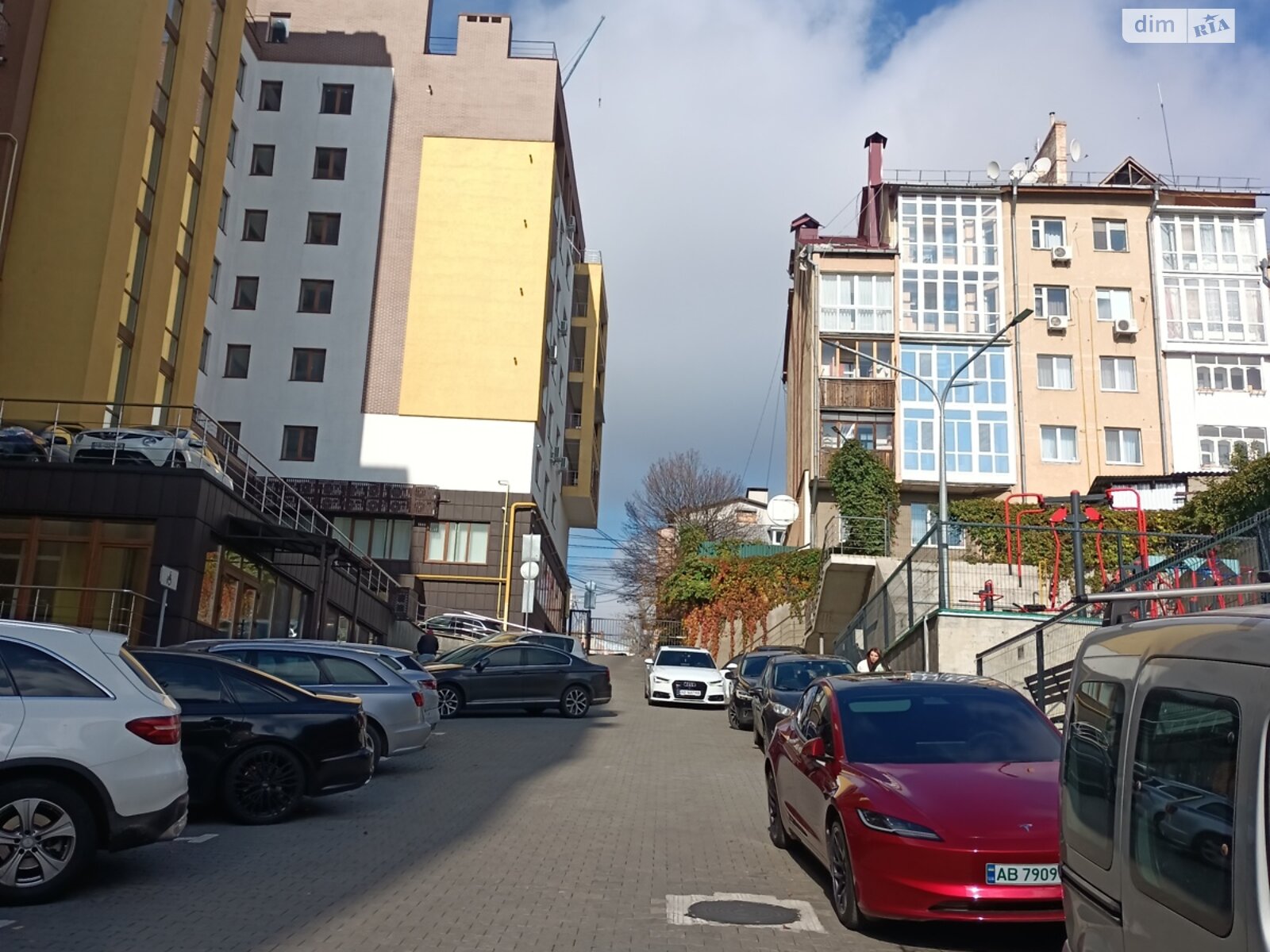 Комерційне приміщення в Вінниці, здам в оренду по Монастирська (Володарського) вулиця 41, район Центр, ціна: 99 000 грн за об’єкт фото 1 Комерційне приміщення в Вінниці, здам в оренду по Монастирська (Володарського) вулиця 41, район Центр, ціна: 99 000 грн за об’єкт фото 1