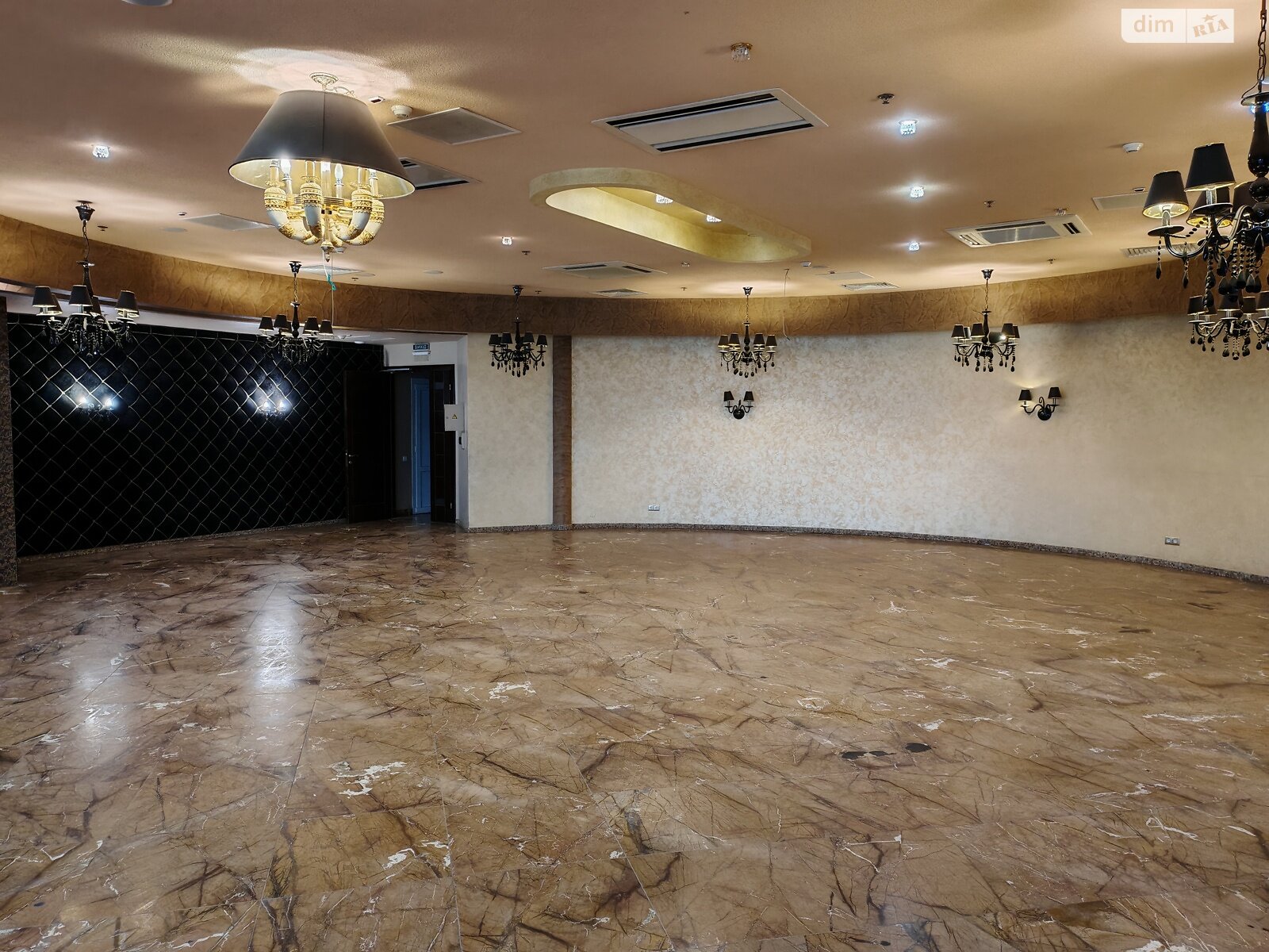 Коммерческое помещение в Виннице, сдам в аренду по Пирогова улица, район Центр, цена: 210 000 грн за объект фото 1