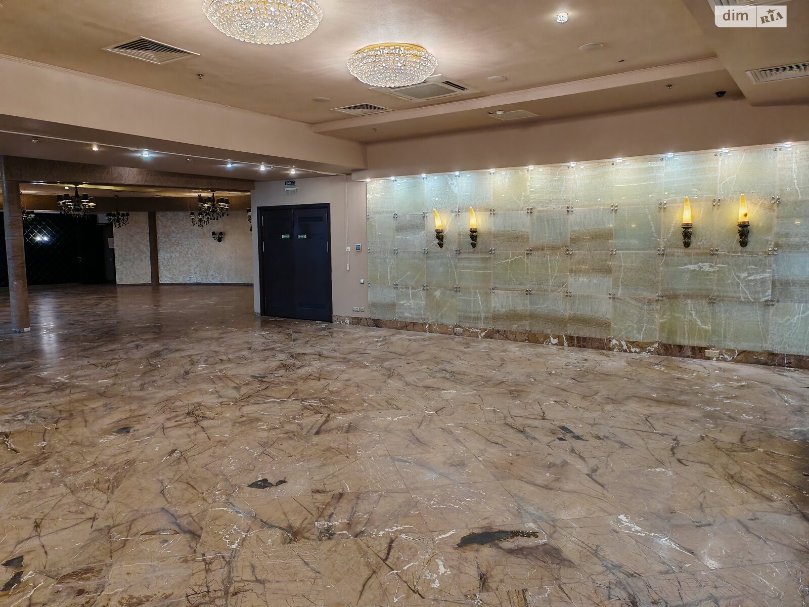 Коммерческое помещение в Виннице, сдам в аренду по Пирогова улица, район Центр, цена: 210 000 грн за объект фото 1