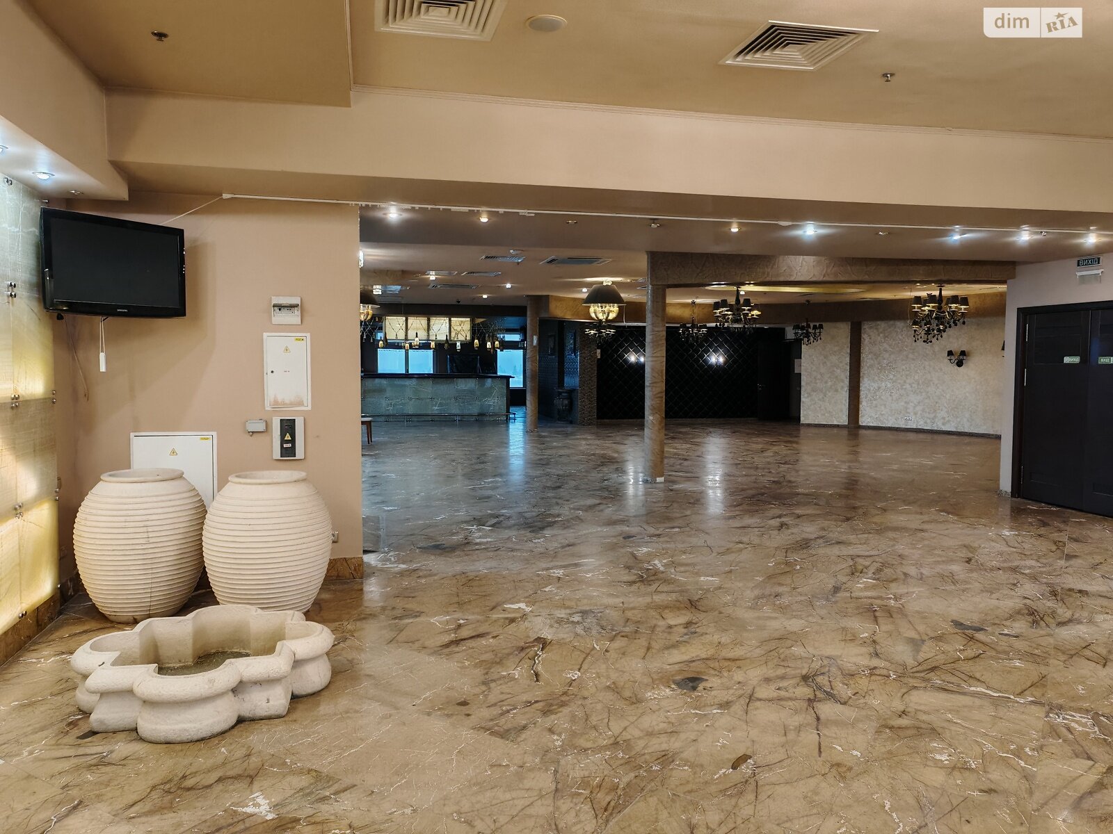 Коммерческое помещение в Виннице, сдам в аренду по Пирогова улица, район Центр, цена: 210 000 грн за объект фото 1