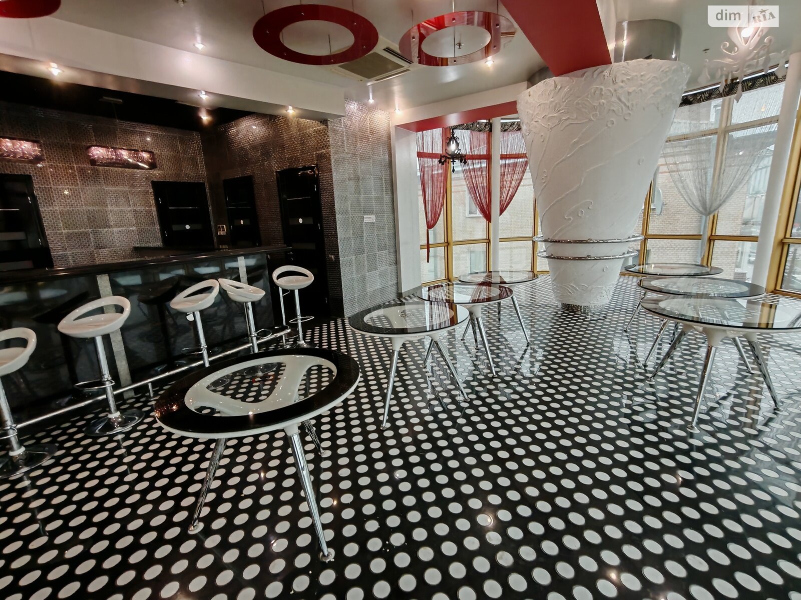 Коммерческое помещение в Виннице, сдам в аренду по Пирогова улица, район Центр, цена: 84 000 грн за объект фото 1 Коммерческое помещение в Виннице, сдам в аренду по Пирогова улица, район Центр, цена: 84 000 грн за объект фото 1