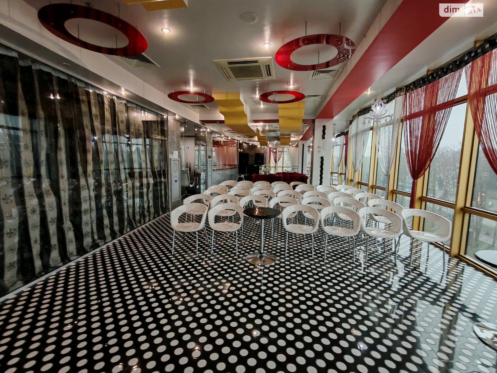 Коммерческое помещение в Виннице, сдам в аренду по Пирогова улица, район Центр, цена: 84 000 грн за объект фото 1 Коммерческое помещение в Виннице, сдам в аренду по Пирогова улица, район Центр, цена: 84 000 грн за объект фото 1