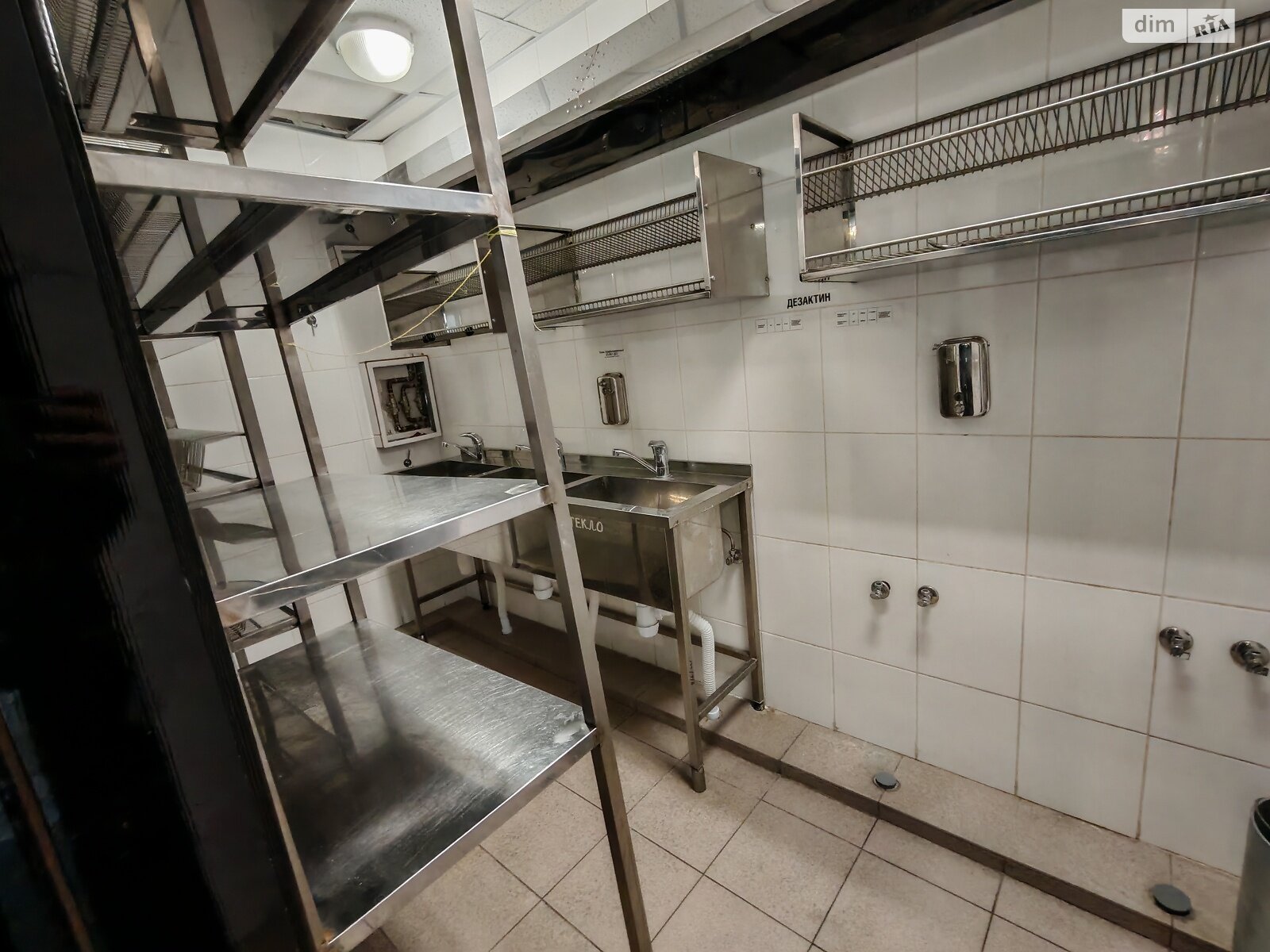 Коммерческое помещение в Виннице, сдам в аренду по Пирогова улица, район Центр, цена: 84 000 грн за объект фото 1 Коммерческое помещение в Виннице, сдам в аренду по Пирогова улица, район Центр, цена: 84 000 грн за объект фото 1