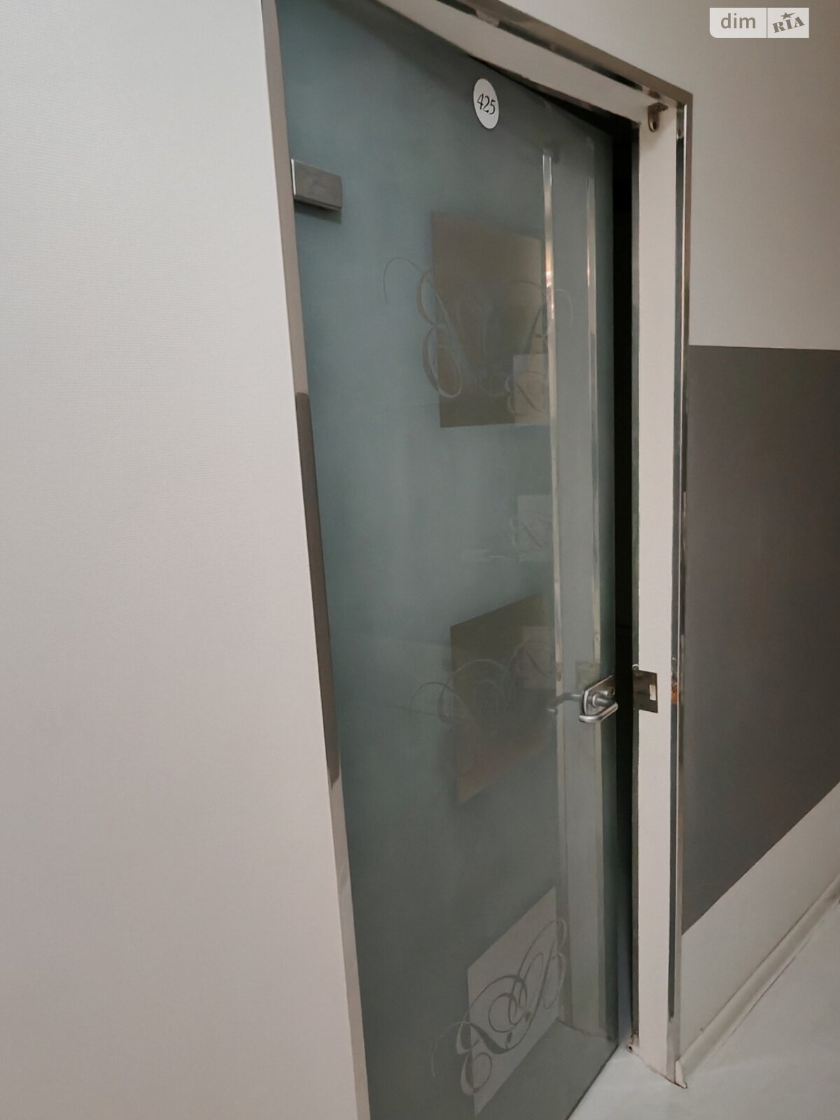 Комерційне приміщення в Вінниці, здам в оренду по Пирогова вулиця, район Центр, ціна: 8 400 грн за об’єкт фото 1