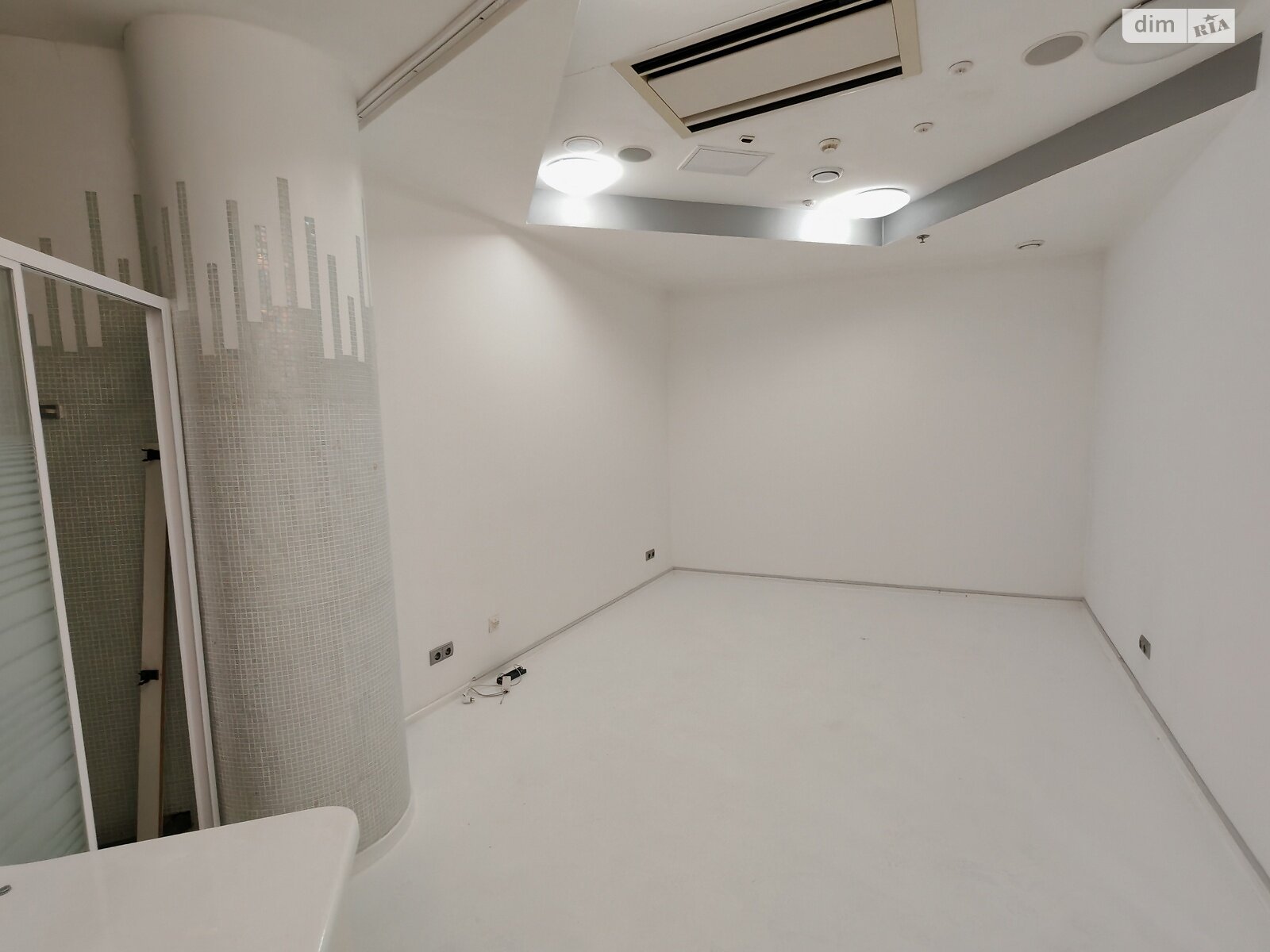 Комерційне приміщення в Вінниці, здам в оренду по Пирогова вулиця, район Центр, ціна: 12 400 грн за об’єкт фото 1