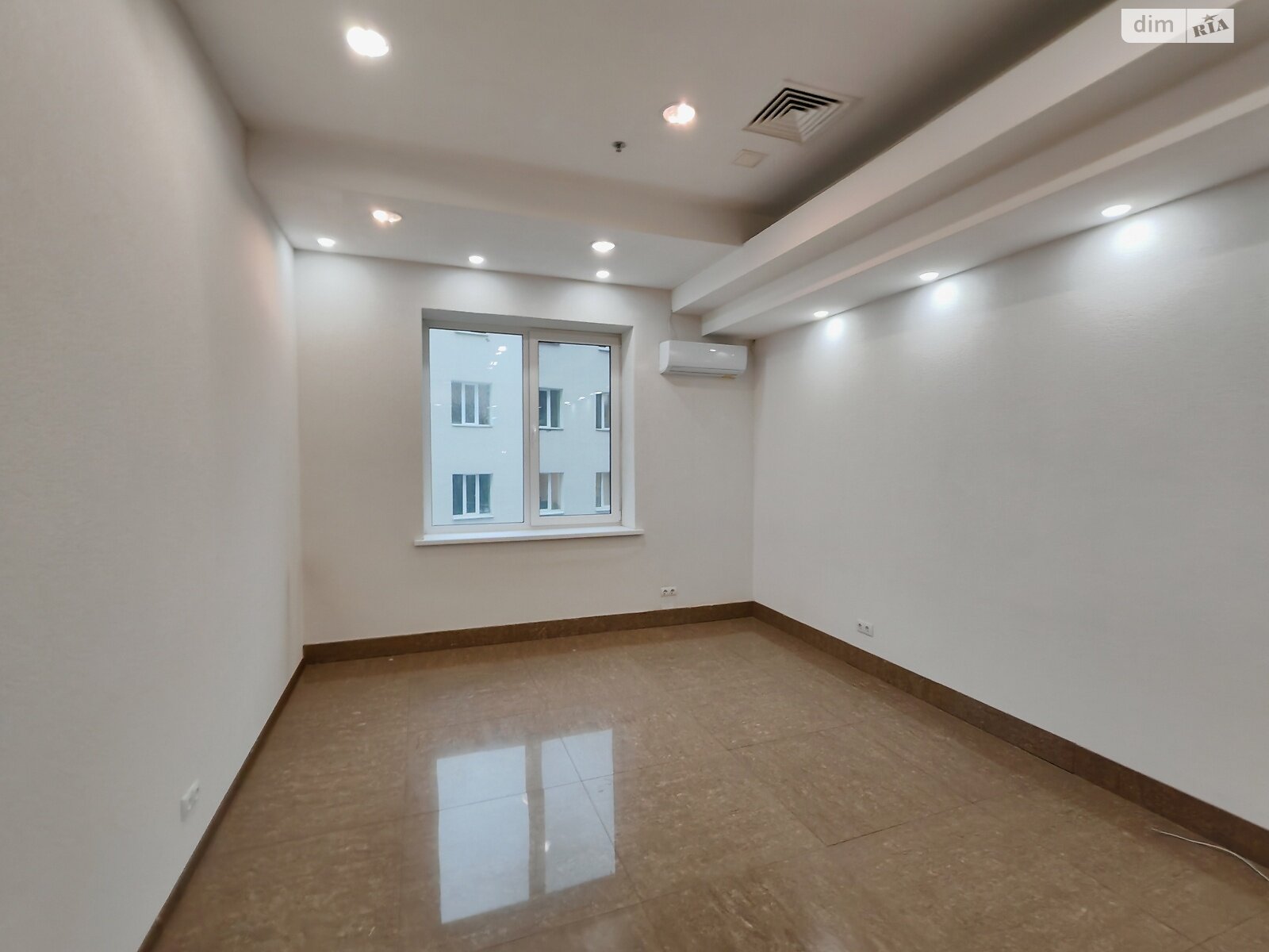 Коммерческое помещение в Виннице, сдам в аренду по Пирогова улица, район Центр, цена: 18 600 грн за объект фото 1