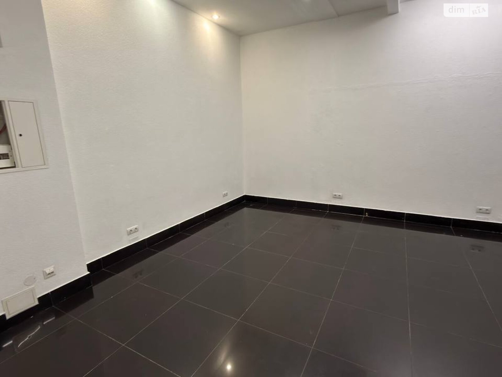 Коммерческое помещение в Виннице, сдам в аренду по Пирогова улица 21, район Центр, цена: 16 120 грн за объект фото 1