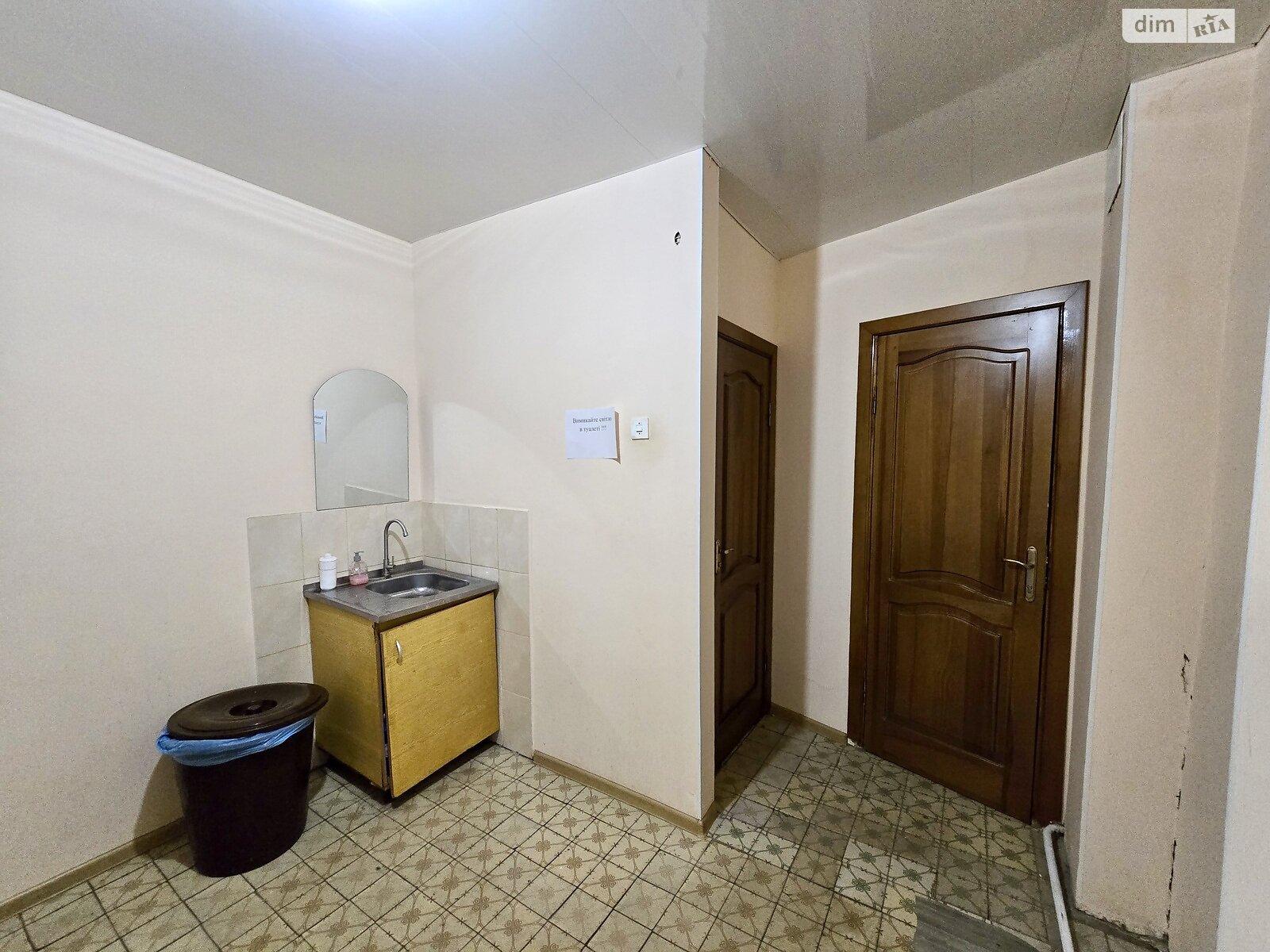 Комерційне приміщення в Вінниці, здам в оренду по Симона Петлюри вулиця, район Центр, ціна: 3 900 грн за об’єкт фото 1