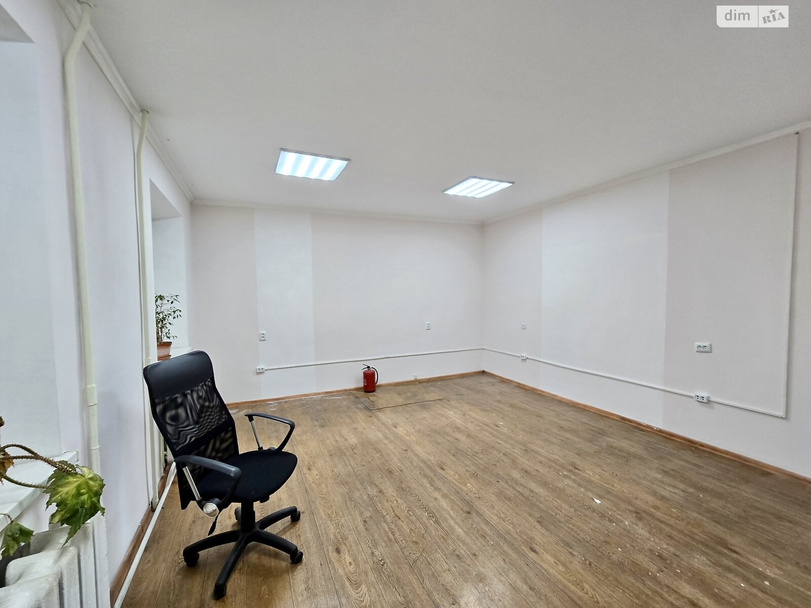 Коммерческое помещение в Виннице, сдам в аренду по Симона Петлюры улица, район Центр, цена: 6 500 грн за объект фото 1