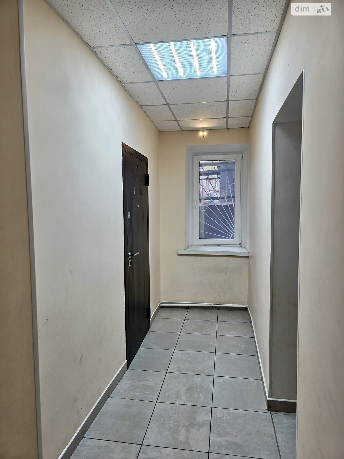 Комерційне приміщення в Вінниці, здам в оренду по Симона Петлюри вулиця, район Центр, ціна: 4 925 грн за об’єкт фото 1