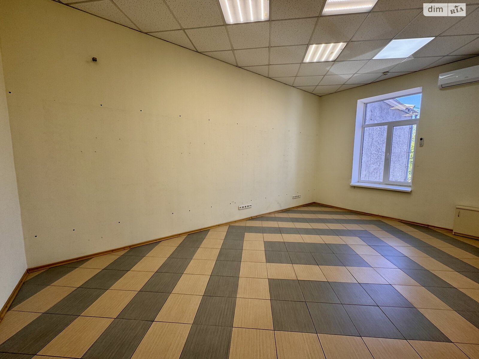Комерційне приміщення в Вінниці, здам в оренду по Соборна вулиця 58, район Центр, ціна: 35 000 грн за об’єкт фото 1 Комерційне приміщення в Вінниці, здам в оренду по Соборна вулиця 58, район Центр, ціна: 35 000 грн за об’єкт фото 1