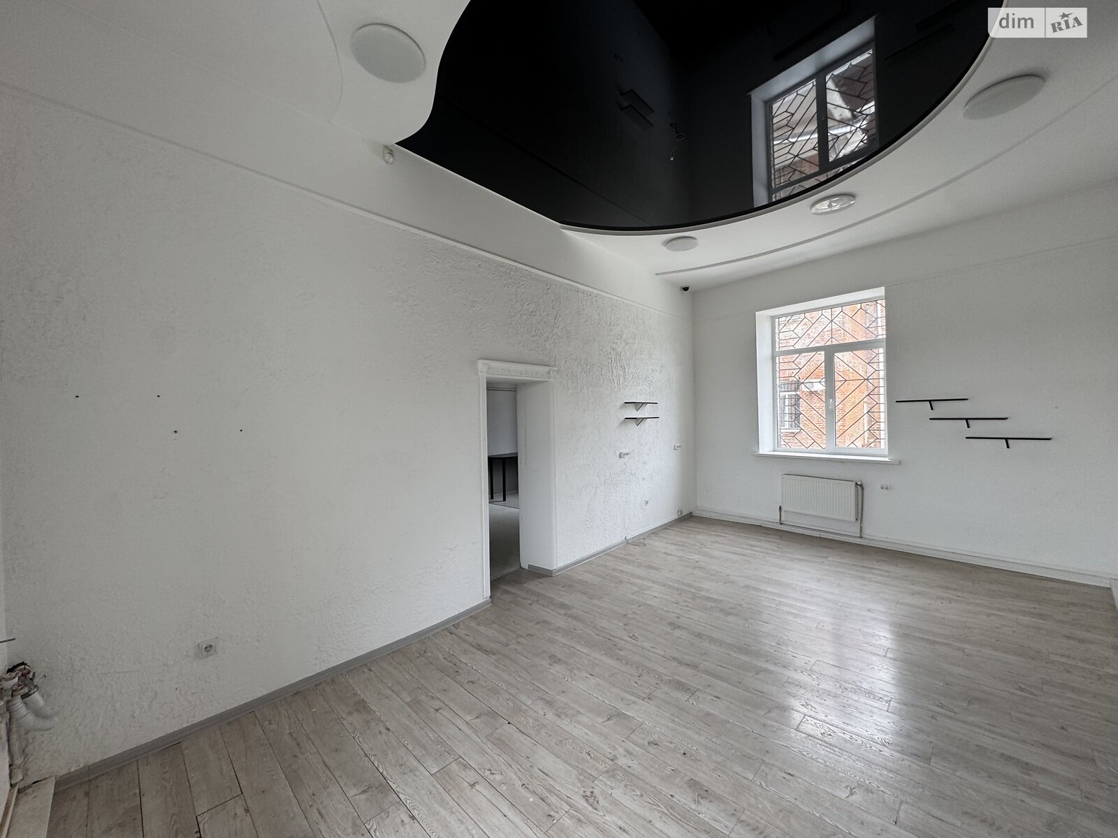 Комерційне приміщення в Вінниці, здам в оренду по Соборна вулиця 35, район Центр, ціна: 83 000 грн за об’єкт фото 1