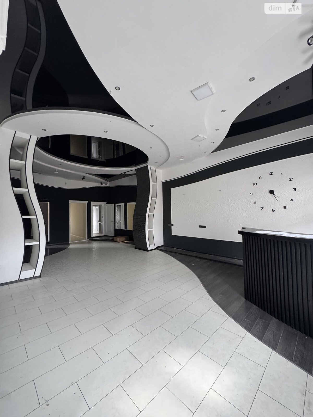 Комерційне приміщення в Вінниці, здам в оренду по Соборна вулиця 35, район Центр, ціна: 83 000 грн за об’єкт фото 1