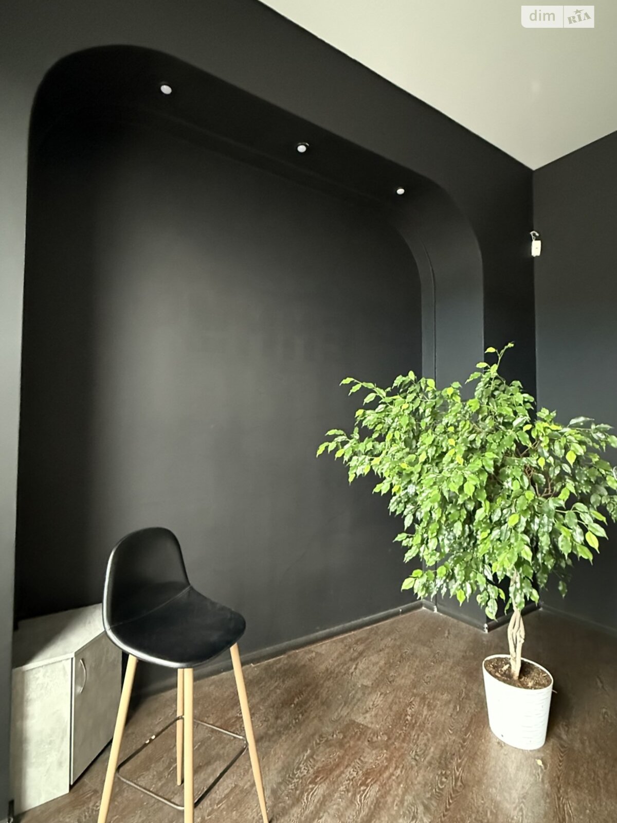 Коммерческое помещение в Виннице, сдам в аренду по Соборная улица 101, район Центр, цена: 40 000 грн за объект фото 1 Коммерческое помещение в Виннице, сдам в аренду по Соборная улица 101, район Центр, цена: 40 000 грн за объект фото 1