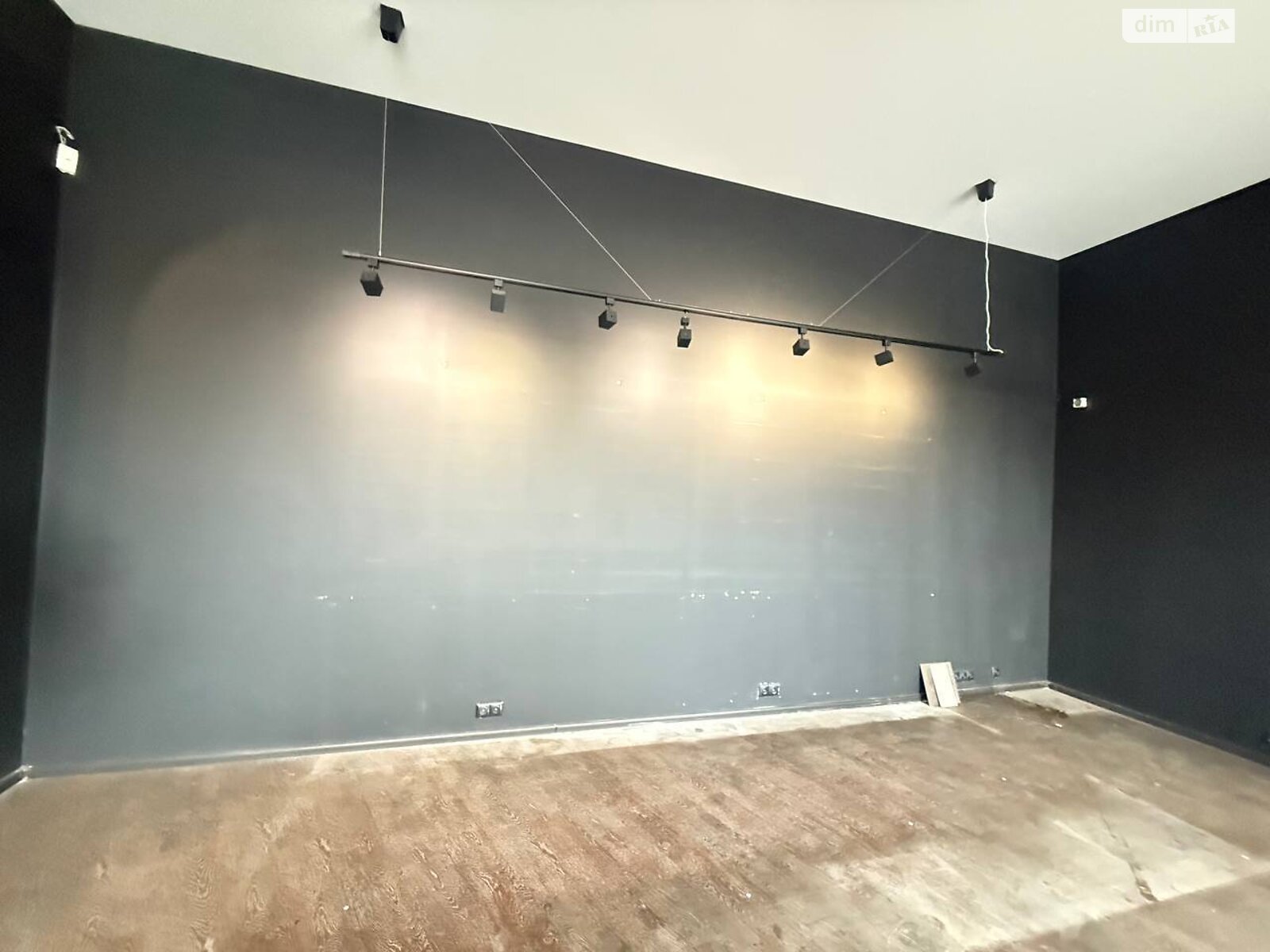 Комерційне приміщення в Вінниці, здам в оренду по Соборна вулиця, район Центр, ціна: 39 999 грн за об’єкт фото 1 Комерційне приміщення в Вінниці, здам в оренду по Соборна вулиця, район Центр, ціна: 39 999 грн за об’єкт фото 1