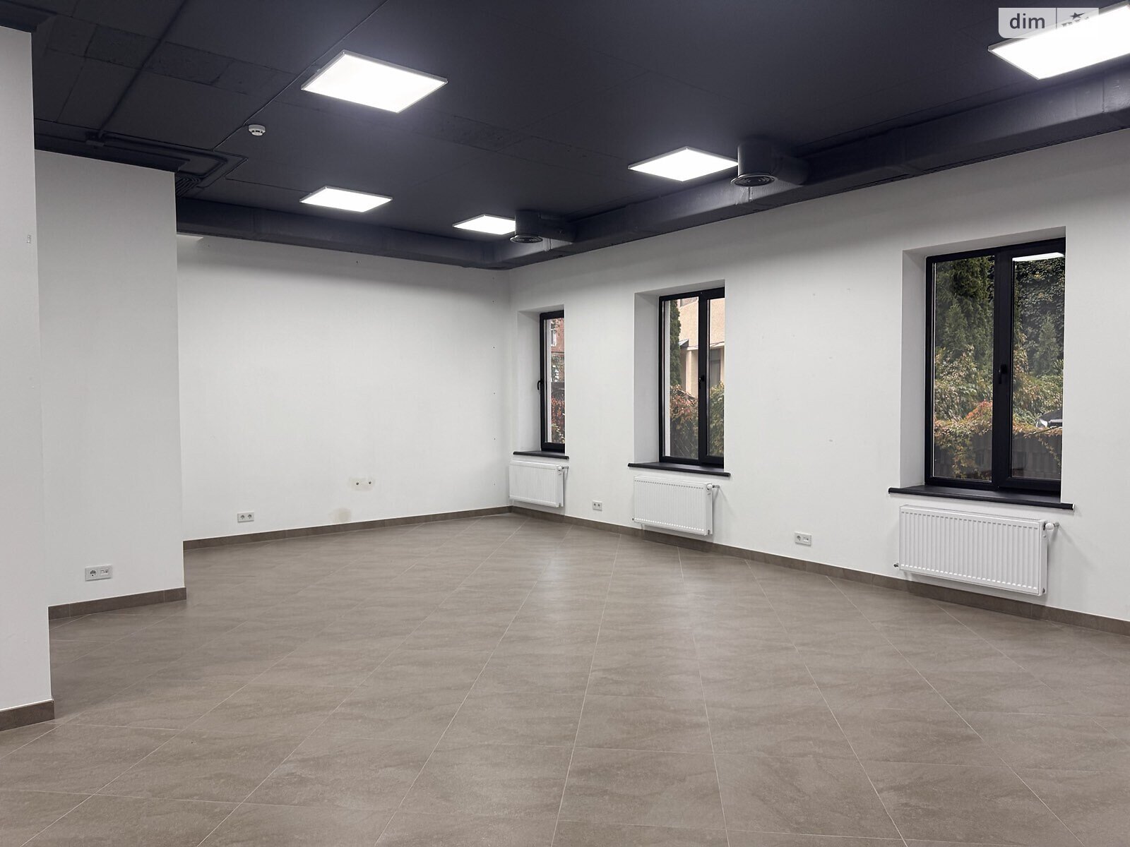 Комерційне приміщення в Вінниці, здам в оренду по Театральна вулиця, район Центр, ціна: 39 100 грн за об’єкт фото 1