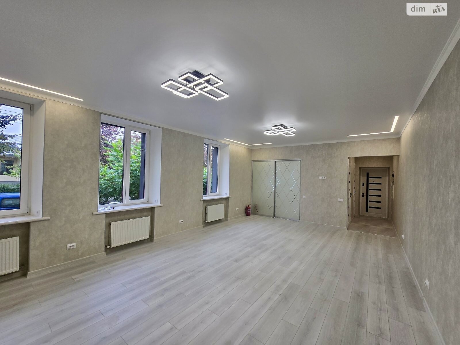 Комерційне приміщення в Вінниці, здам в оренду по Владислава Городецького вулиця 2, район Центр, ціна: 28 000 грн за об’єкт фото 1 Комерційне приміщення в Вінниці, здам в оренду по Владислава Городецького вулиця 2, район Центр, ціна: 28 000 грн за об’єкт фото 1