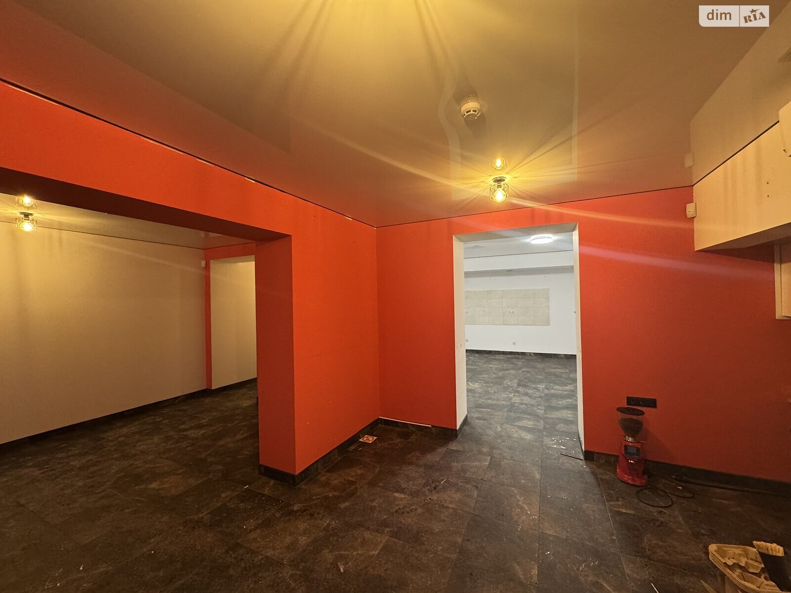 Коммерческое помещение в Виннице, сдам в аренду по Левка Лукьяненко (Ватутина) улица, район Тяжилов, цена: 30 000 грн за объект фото 1