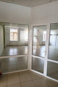 Коммерческое помещение в Виннице, сдам в аренду по Матроса Кошки улица, район Урожай, цена: 30 000 грн за объект фото 2 Коммерческое помещение в Виннице, сдам в аренду по Матроса Кошки улица, район Урожай, цена: 30 000 грн за объект фото 2