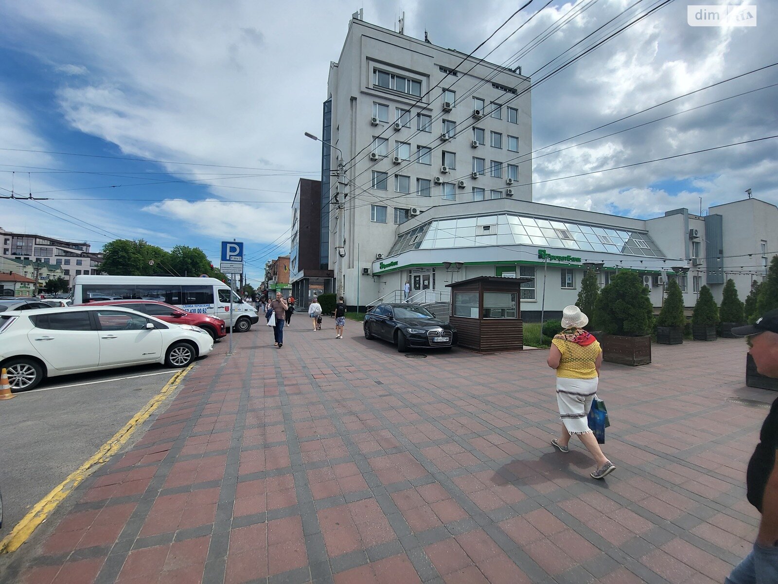 Коммерческое помещение в Виннице, сдам в аренду по Пирогова улица 31, район Урожай, цена: 312 375 грн за объект фото 1 Коммерческое помещение в Виннице, сдам в аренду по Пирогова улица 31, район Урожай, цена: 312 375 грн за объект фото 1