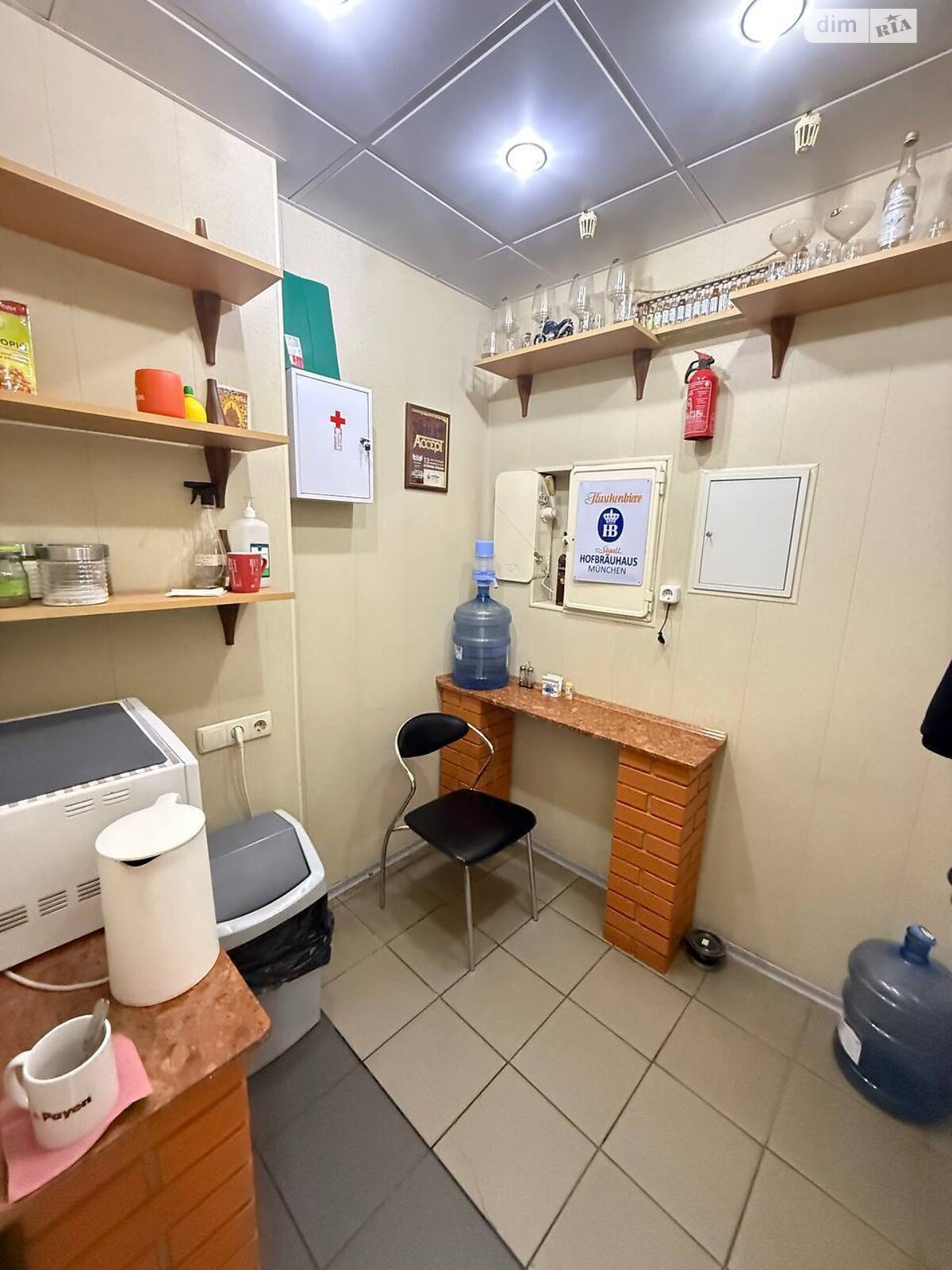 Комерційне приміщення в Вінниці, здам в оренду по Пирогова вулиця, район Урожай, ціна: 120 000 грн за об’єкт фото 1 Комерційне приміщення в Вінниці, здам в оренду по Пирогова вулиця, район Урожай, ціна: 120 000 грн за об’єкт фото 1