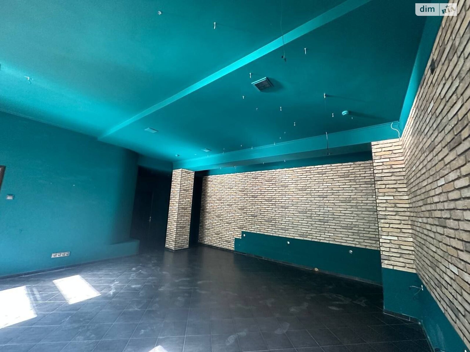 Коммерческое помещение в Виннице, сдам в аренду по Родиона Скалецкого улица, район Урожай, цена: 35 000 грн за объект фото 1 Коммерческое помещение в Виннице, сдам в аренду по Родиона Скалецкого улица, район Урожай, цена: 35 000 грн за объект фото 1