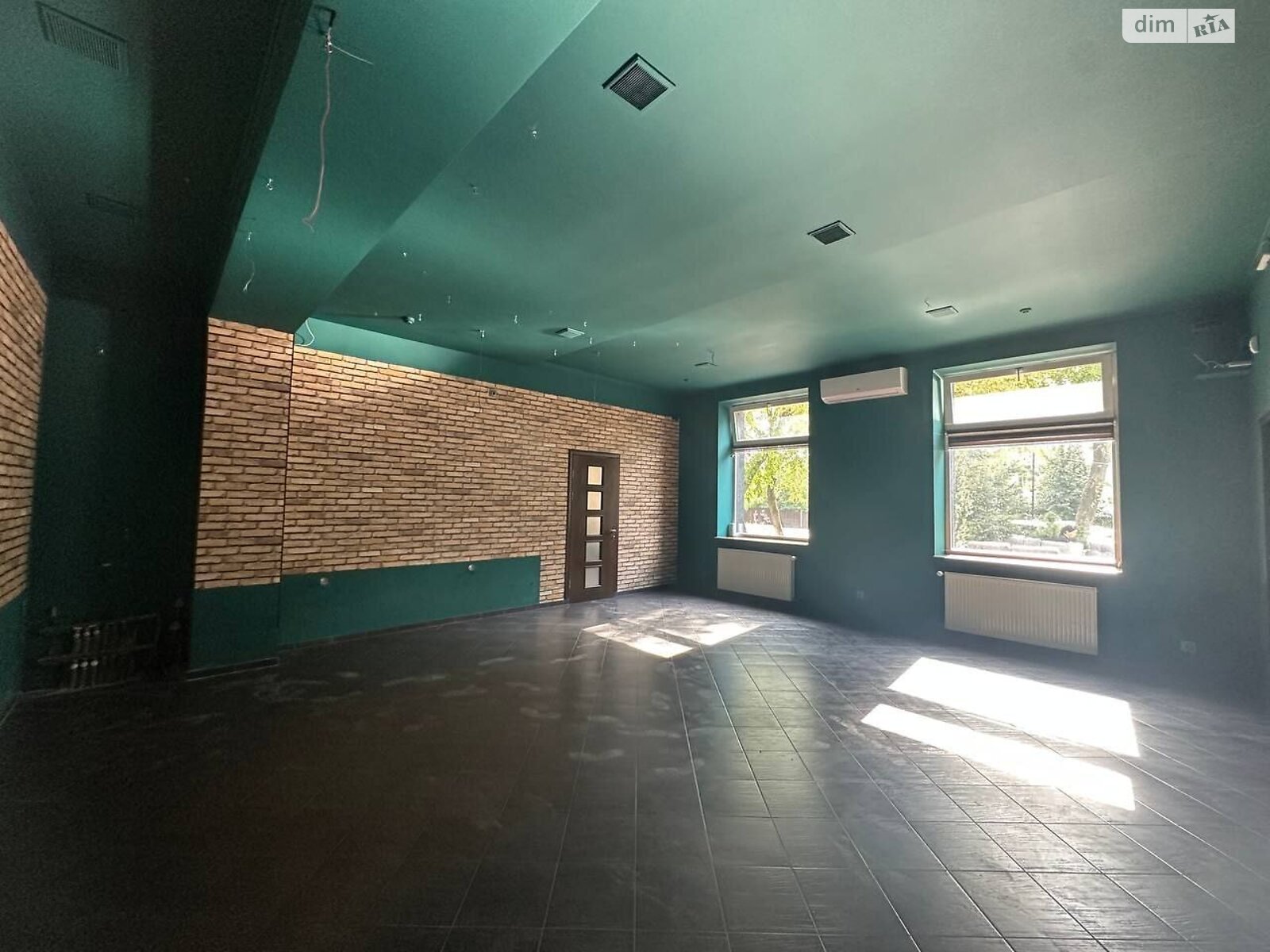 Коммерческое помещение в Виннице, сдам в аренду по Родиона Скалецкого улица, район Урожай, цена: 35 000 грн за объект фото 1 Коммерческое помещение в Виннице, сдам в аренду по Родиона Скалецкого улица, район Урожай, цена: 35 000 грн за объект фото 1