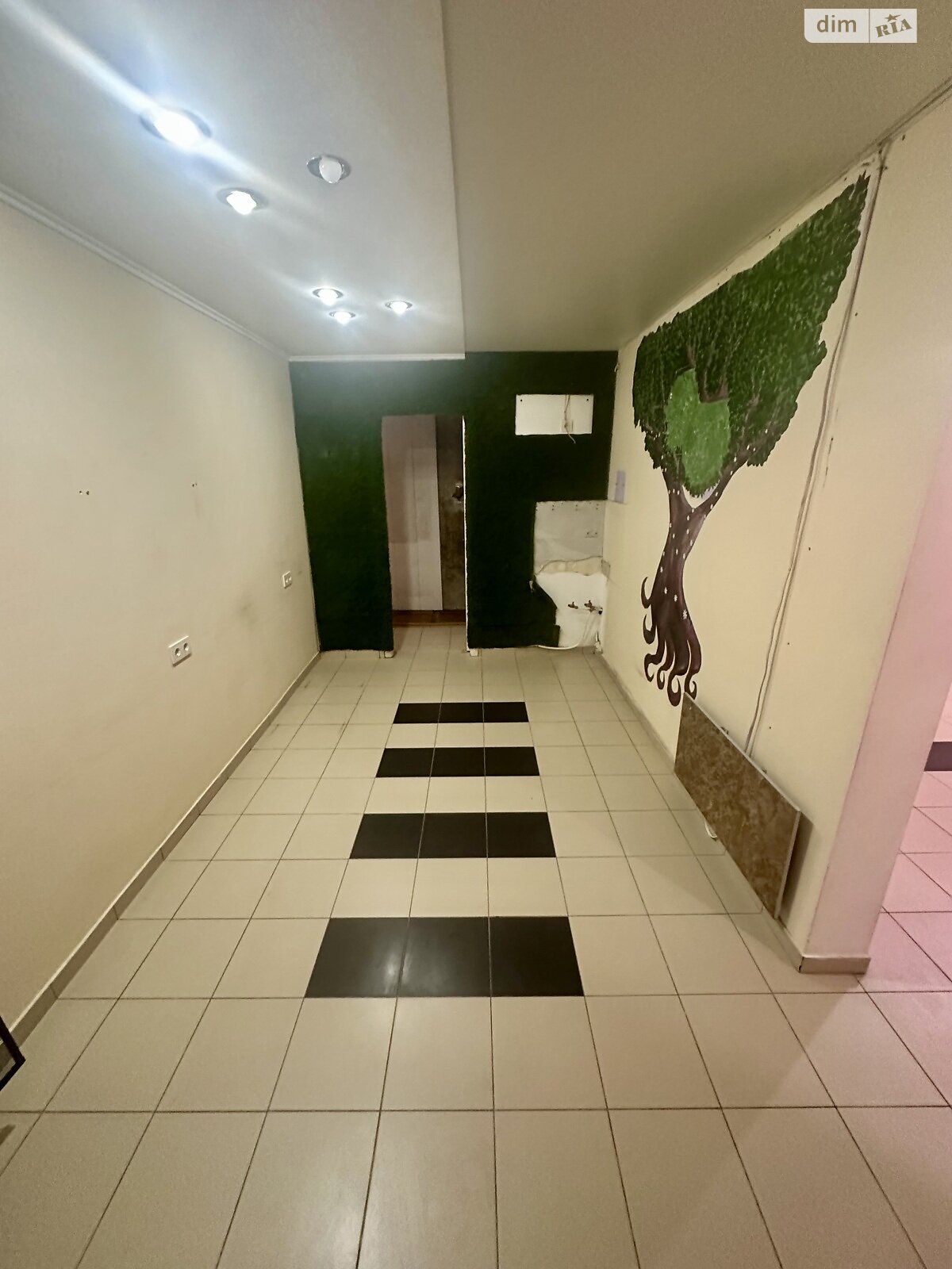 Коммерческое помещение в Виннице, сдам в аренду по Келецкая улица, район Вишенка, цена: 40 000 грн за объект фото 1 Коммерческое помещение в Виннице, сдам в аренду по Келецкая улица, район Вишенка, цена: 40 000 грн за объект фото 1