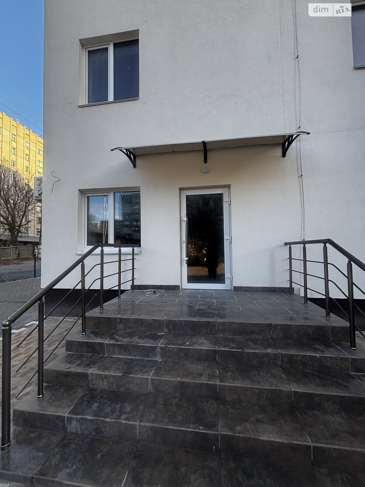 Комерційне приміщення в Вінниці, здам в оренду по Юності проспект 16Г, район Вишенька, ціна: 30 000 грн за об’єкт фото 1