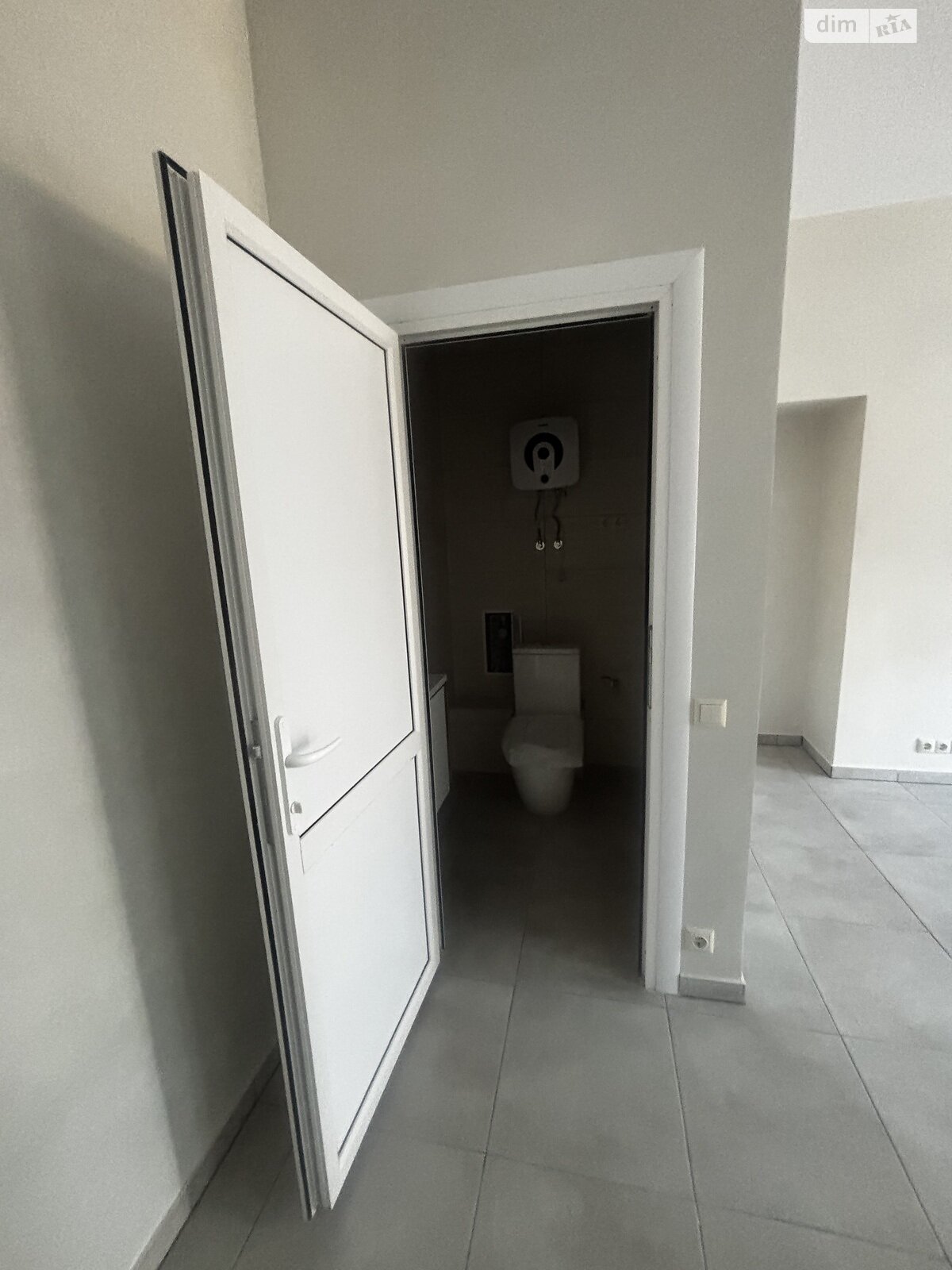 Комерційне приміщення в Вінниці, здам в оренду по Юності проспект 16Г, район Вишенька, ціна: 30 000 грн за об’єкт фото 1