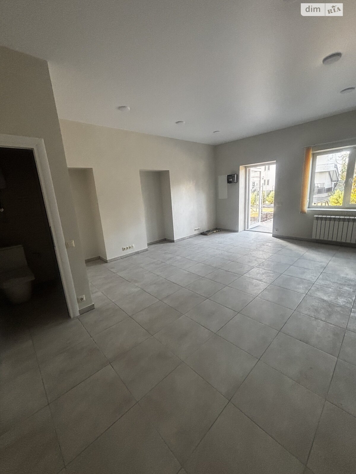 Комерційне приміщення в Вінниці, здам в оренду по Юності проспект 16Г, район Вишенька, ціна: 30 000 грн за об’єкт фото 1