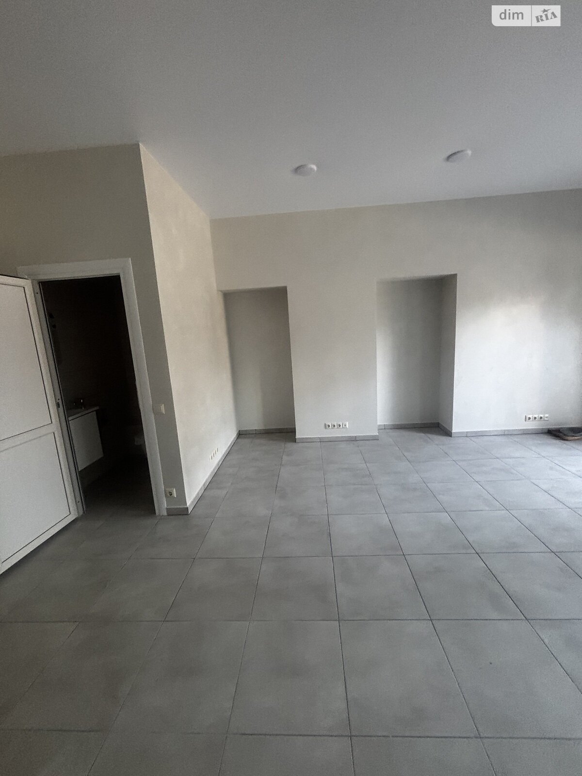 Комерційне приміщення в Вінниці, здам в оренду по Юності проспект 16Г, район Вишенька, ціна: 30 000 грн за об’єкт фото 1