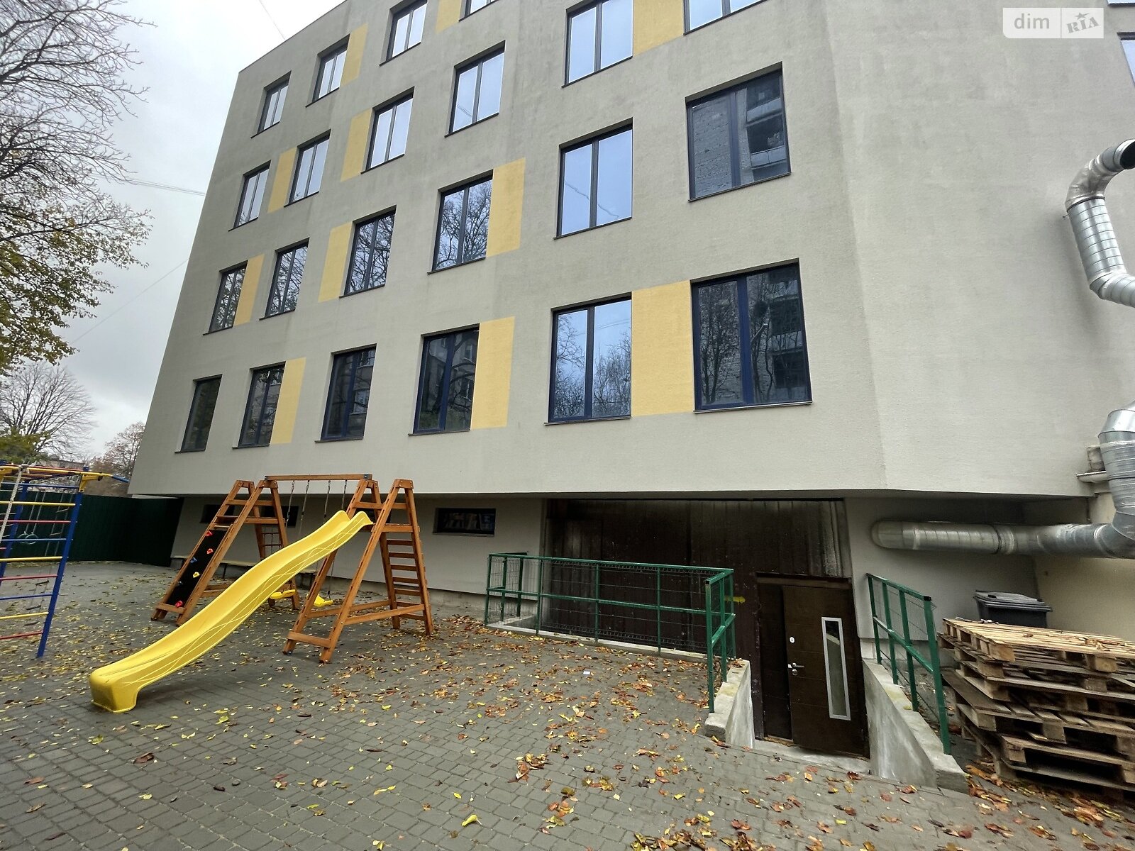 Коммерческое помещение в Виннице, сдам в аренду по Юности проспект, район Вишенка, цена: 55 000 грн за объект фото 1