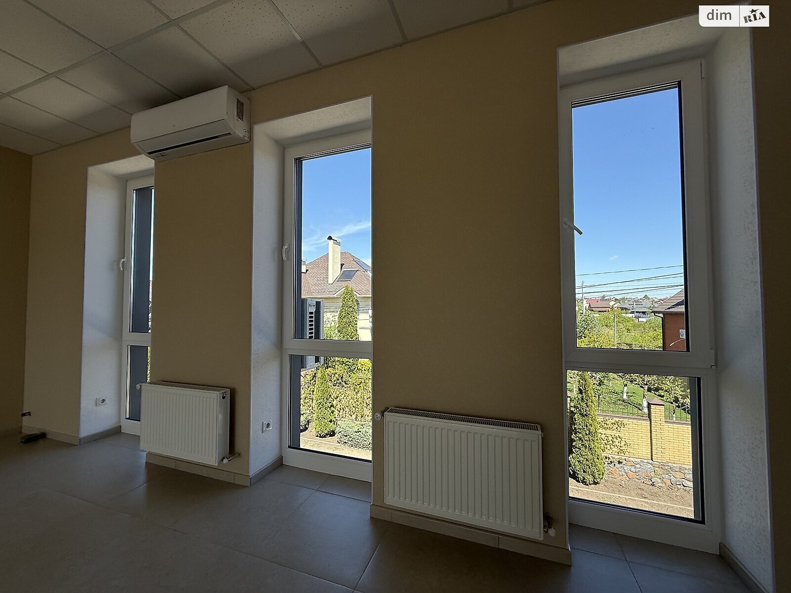 Коммерческое помещение в Виннице, Юзвинська улица, цена аренды: 52 500 грн за объект фото 1 Коммерческое помещение в Виннице, Юзвинська улица, цена аренды: 52 500 грн за объект фото 1