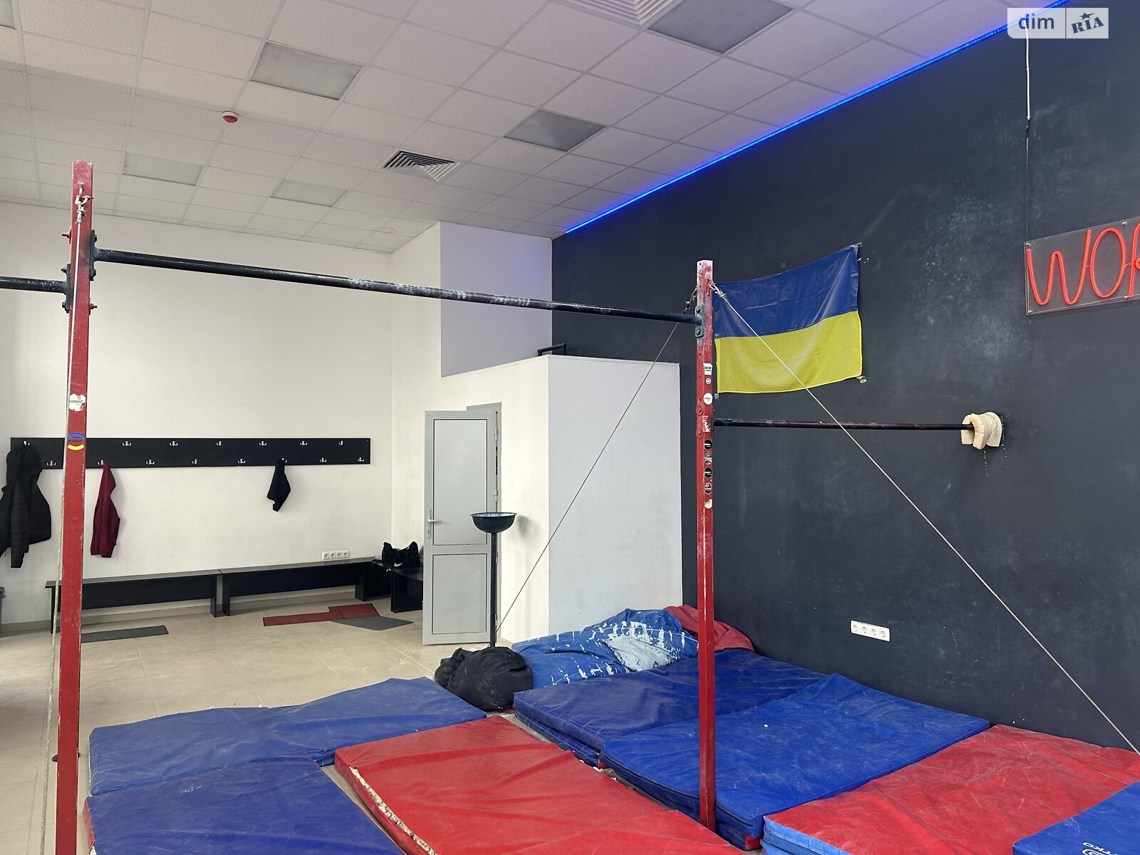 Комерційне приміщення в Вінниці, здам в оренду по Академіка Янгеля (Фрунзе) вулиця, район Замостя, ціна: 28 000 грн за об’єкт фото 1 Комерційне приміщення в Вінниці, здам в оренду по Академіка Янгеля (Фрунзе) вулиця, район Замостя, ціна: 28 000 грн за об’єкт фото 1