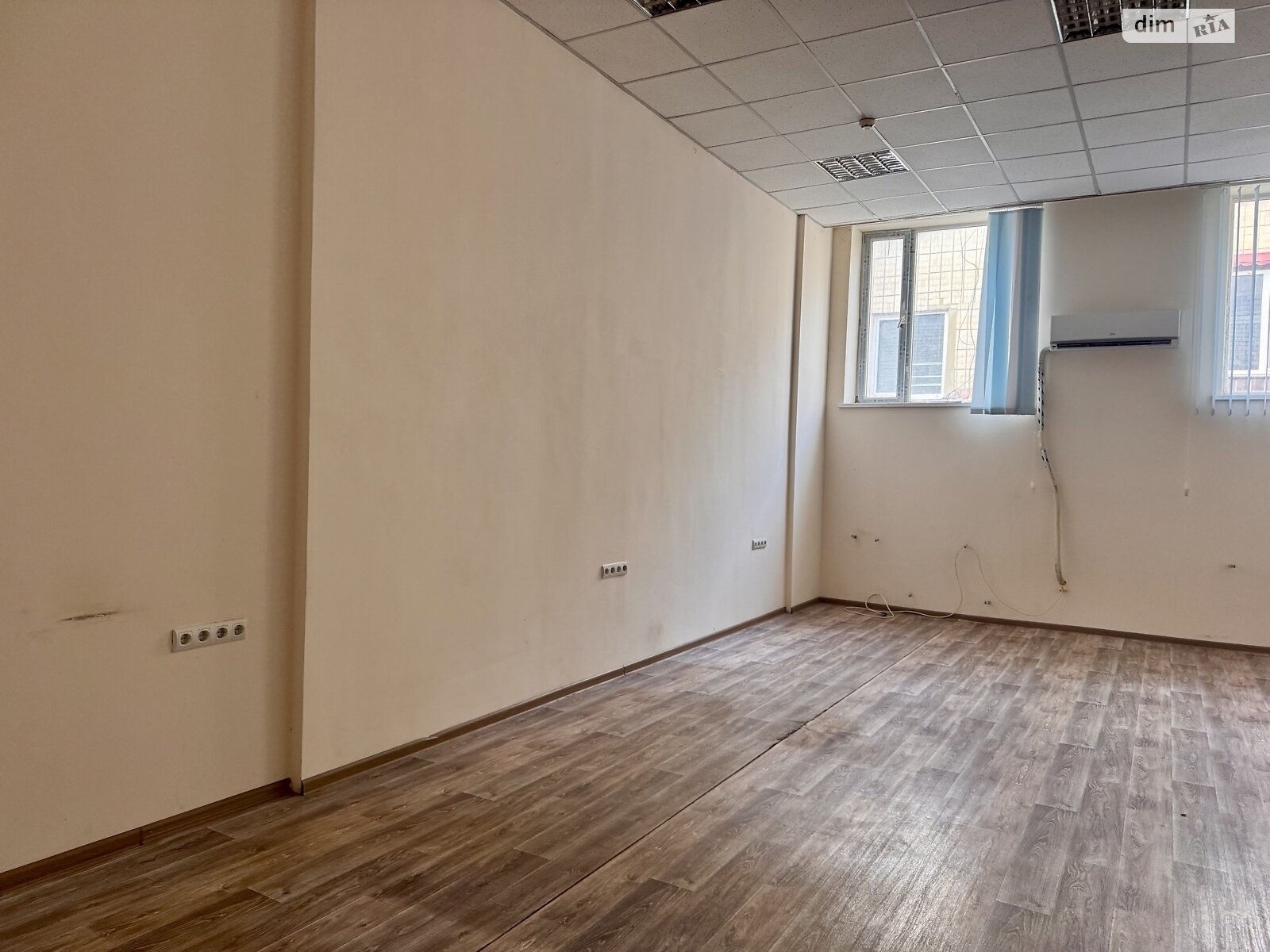 Коммерческое помещение в Виннице, сдам в аренду по Гетмана Мазепы (Чехова) улица 29, район Замостье, цена: 7 500 грн за объект фото 1 Коммерческое помещение в Виннице, сдам в аренду по Гетмана Мазепы (Чехова) улица 29, район Замостье, цена: 7 500 грн за объект фото 1