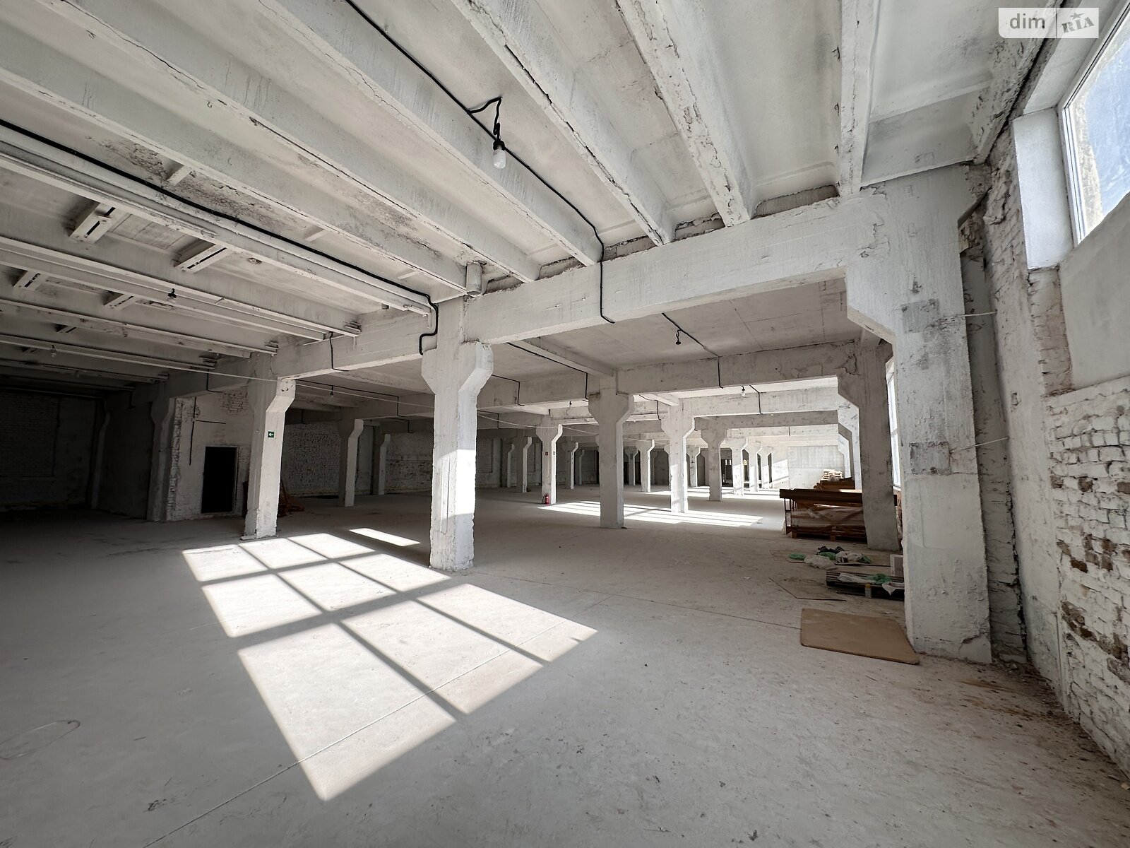 Коммерческое помещение в Виннице, сдам в аренду по Академика Янгеля (Фрунзе) улица, район Замостянский, цена: 120 000 грн за объект фото 1