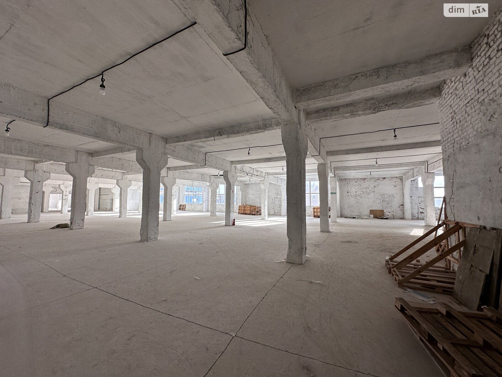 Коммерческое помещение в Виннице, сдам в аренду по Академика Янгеля (Фрунзе) улица, район Замостянский, цена: 120 000 грн за объект фото 1