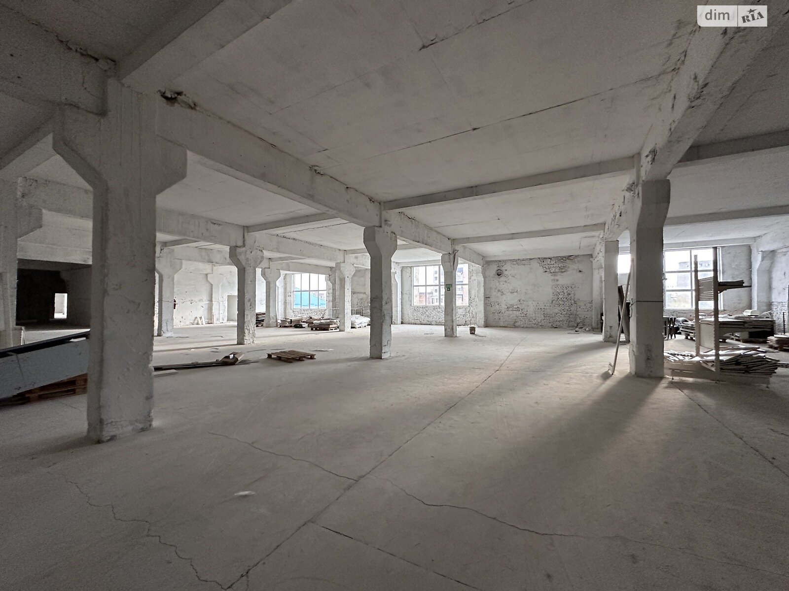 Комерційне приміщення в Вінниці, здам в оренду по Академіка Янгеля вулиця, район Замостянський, ціна: 240 000 грн за об’єкт фото 1