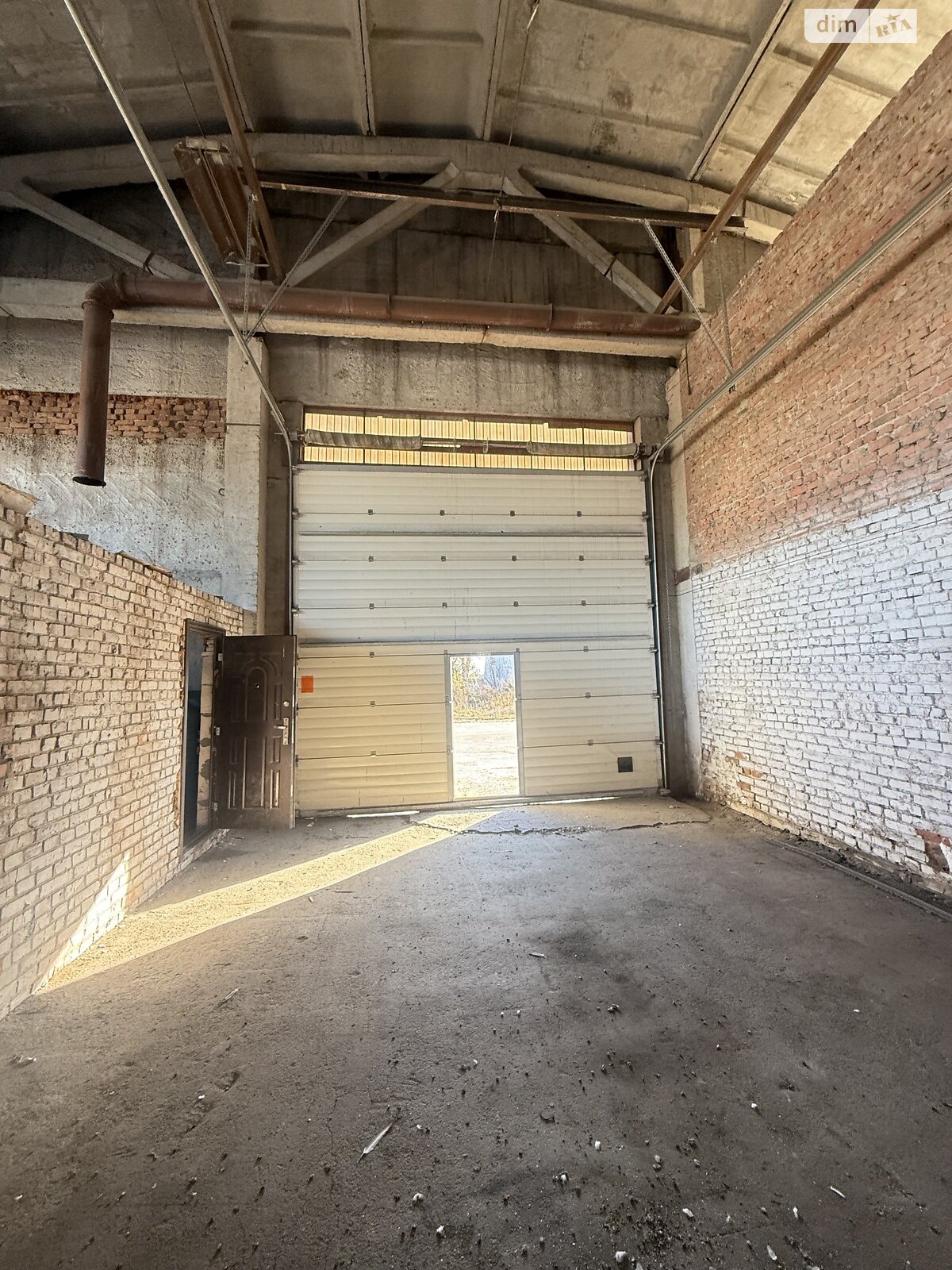 Коммерческое помещение в Виннице, сдам в аренду по Левка Лукьяненко (Ватутина) улица, район Замостянский, цена: 128 000 грн за объект фото 1 Коммерческое помещение в Виннице, сдам в аренду по Левка Лукьяненко (Ватутина) улица, район Замостянский, цена: 128 000 грн за объект фото 1