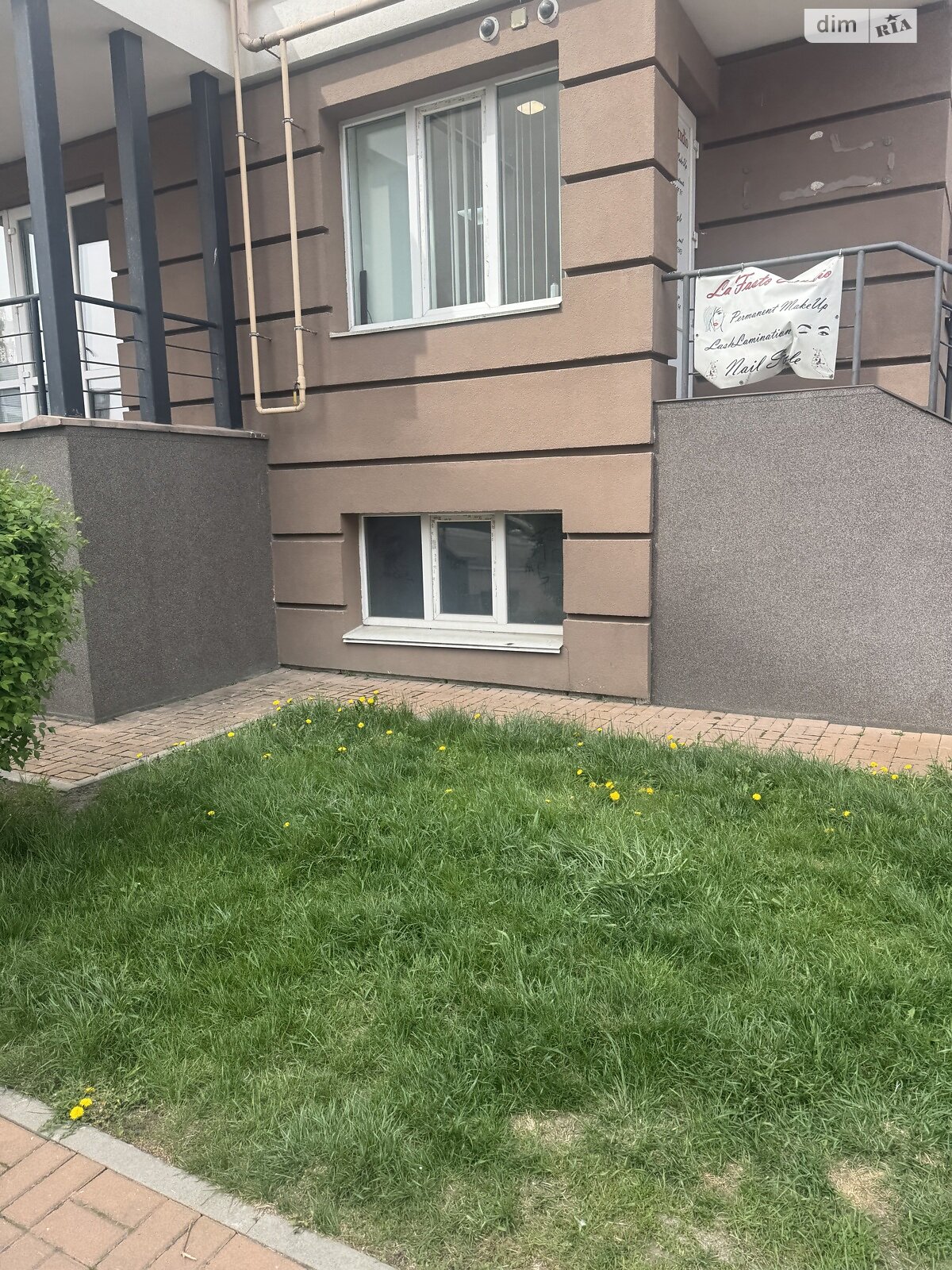 Коммерческое помещение в Вишневом, Марии Примаченко (Первомайская) улица 21/25, цена аренды: 19 350 грн за объект фото 1 Коммерческое помещение в Вишневом, Марии Примаченко (Первомайская) улица 21/25, цена аренды: 19 350 грн за объект фото 1