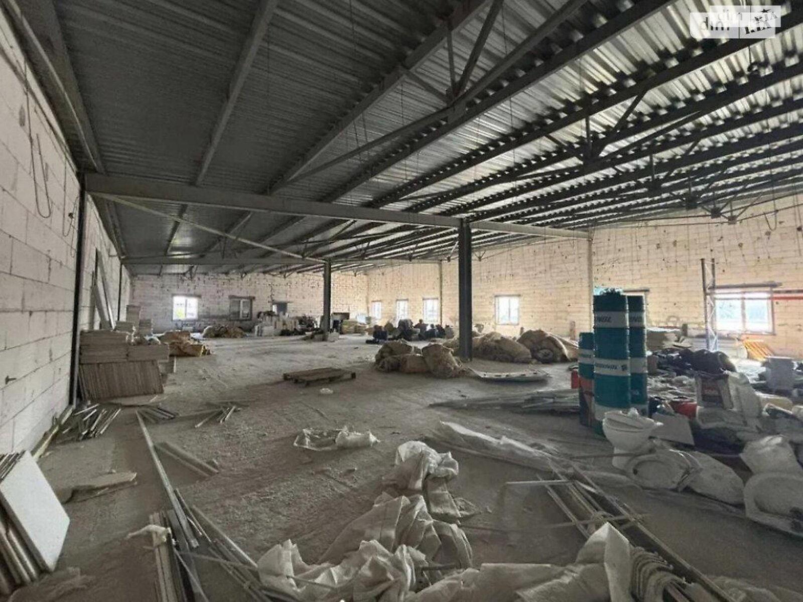 Коммерческое помещение в Вишневом, Вячеслава Черновола улица, цена аренды: 100 000 грн за объект фото 1