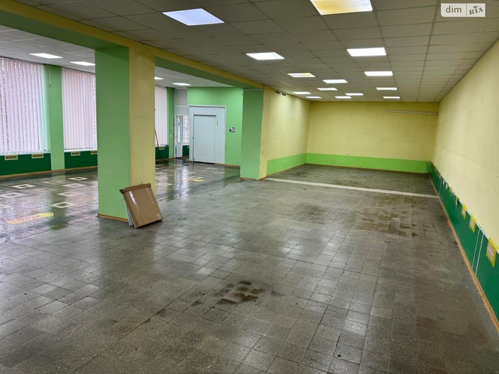 Коммерческое помещение в Вознесенске, сдам в аренду по Киевская (Октябрьской революции) улица 5, район Вознесенск, цена: 38 400 грн за объект фото 1 Коммерческое помещение в Вознесенске, сдам в аренду по Киевская (Октябрьской революции) улица 5, район Вознесенск, цена: 38 400 грн за объект фото 1
