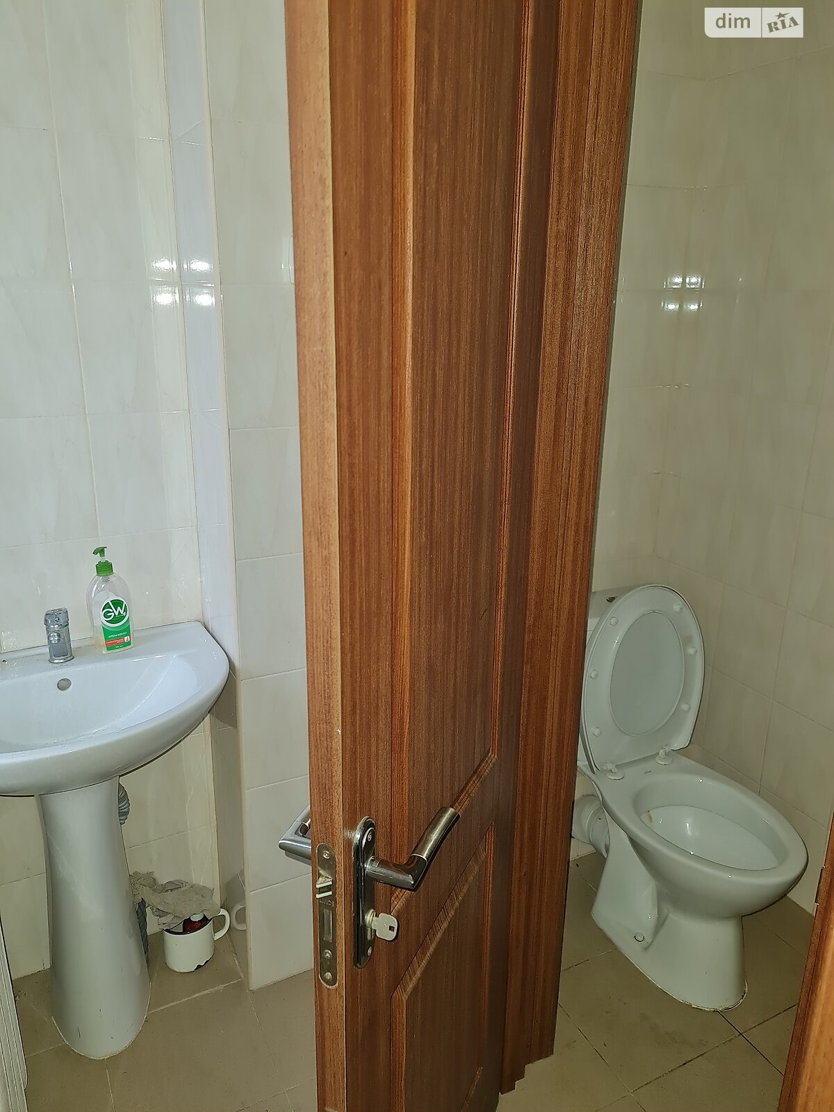 Комерційне приміщення в Яготині, здам в оренду по Київська вулиця, район Яготин, ціна: 20 000 грн за об’єкт фото 1 Комерційне приміщення в Яготині, здам в оренду по Київська вулиця, район Яготин, ціна: 20 000 грн за об’єкт фото 1