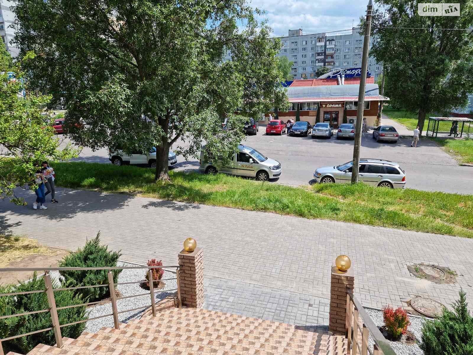 Коммерческое помещение в Запорожье, сдам в аренду по Запорожская улица 5, район Александровский (Жовтневый), цена: 20 000 грн за объект фото 1 Коммерческое помещение в Запорожье, сдам в аренду по Запорожская улица 5, район Александровский (Жовтневый), цена: 20 000 грн за объект фото 1